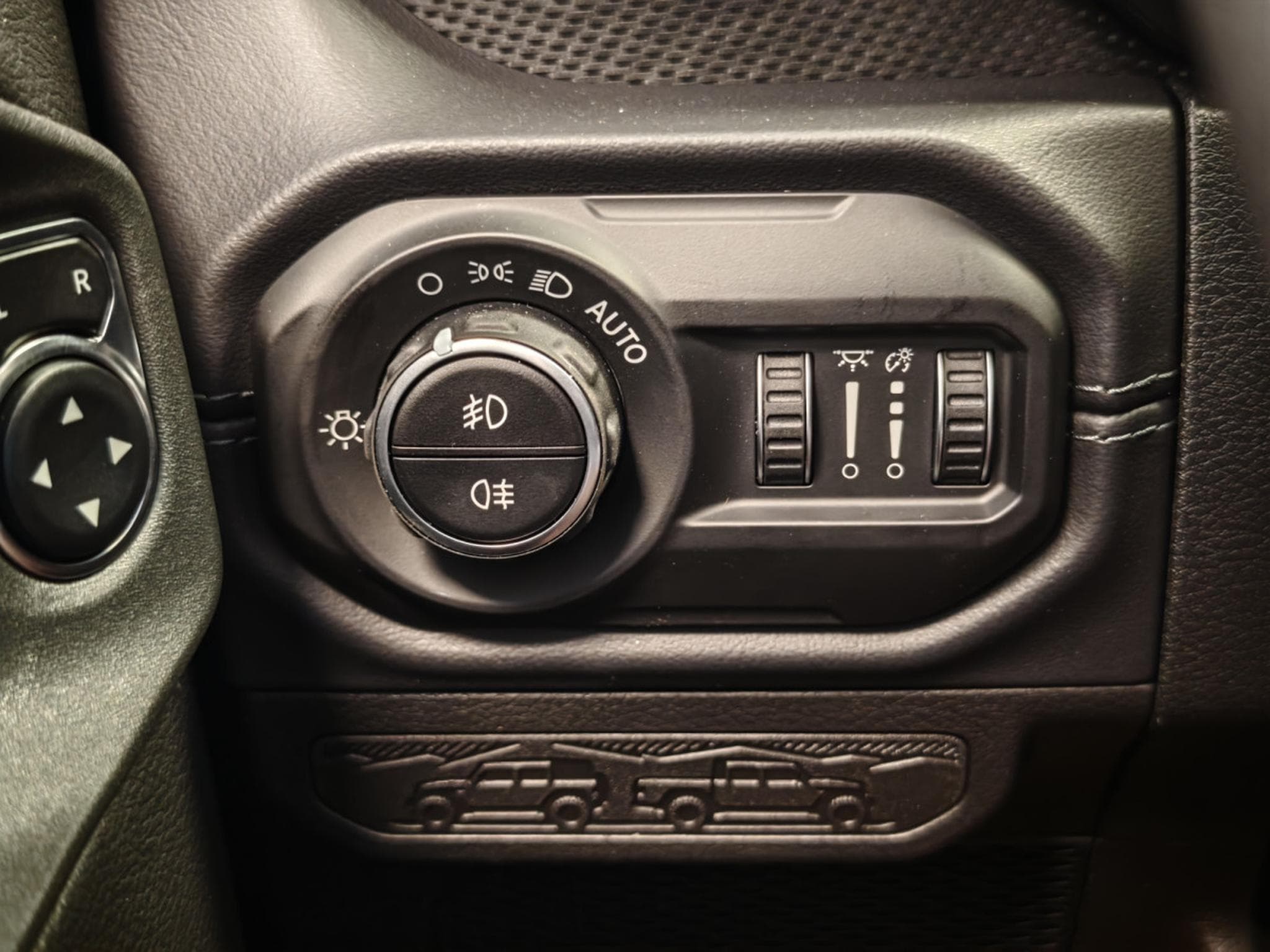 Jeep Wrangler Unlimited Rubicon 2.0 T-GDI 4X4 (2026) - Photo 23