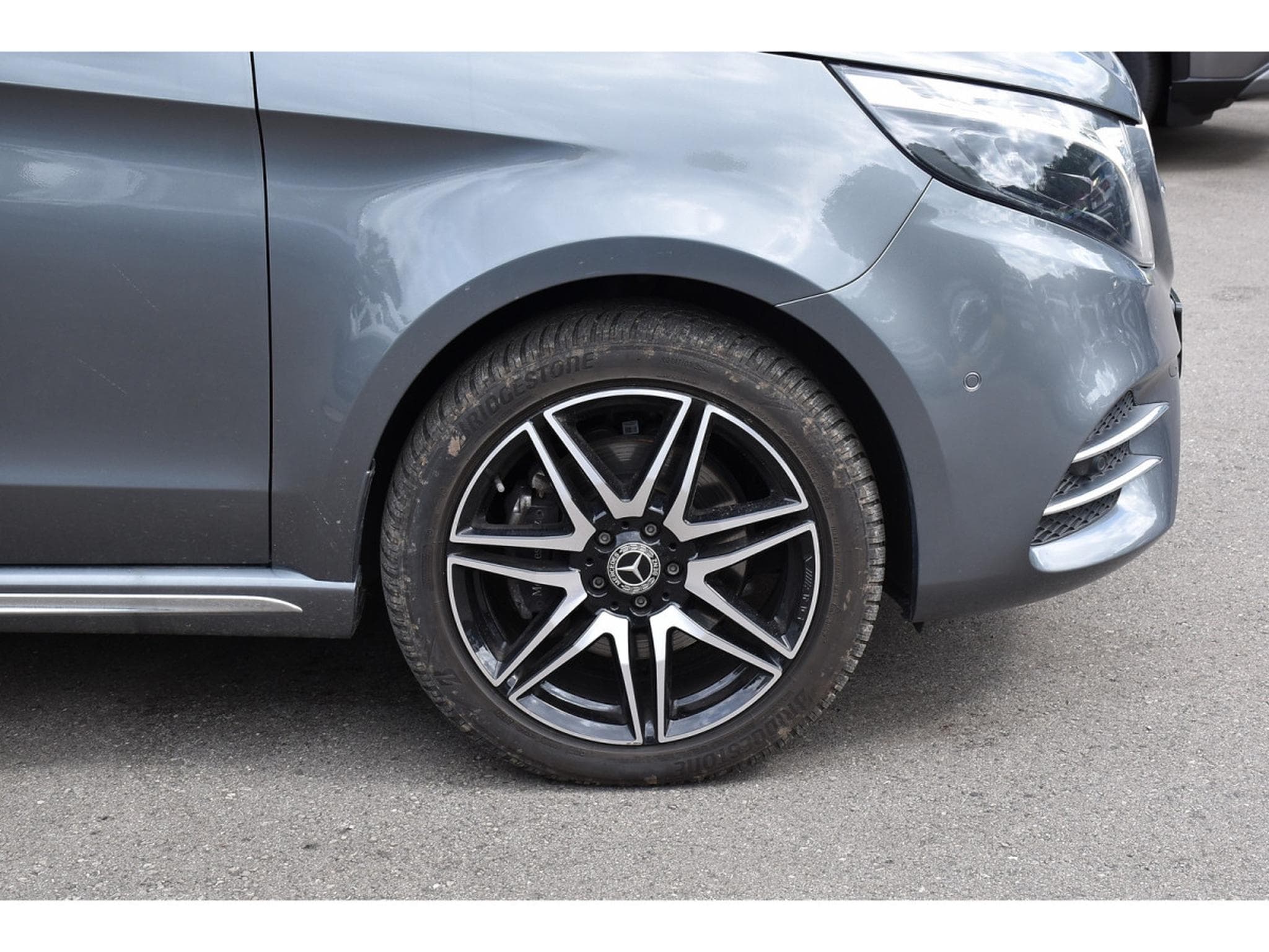 Mercedes V 300 CDI Long 4Matic AMG Line 9G DIST SIDE CUIR BURMESTER CAM (2023) - Foto 4