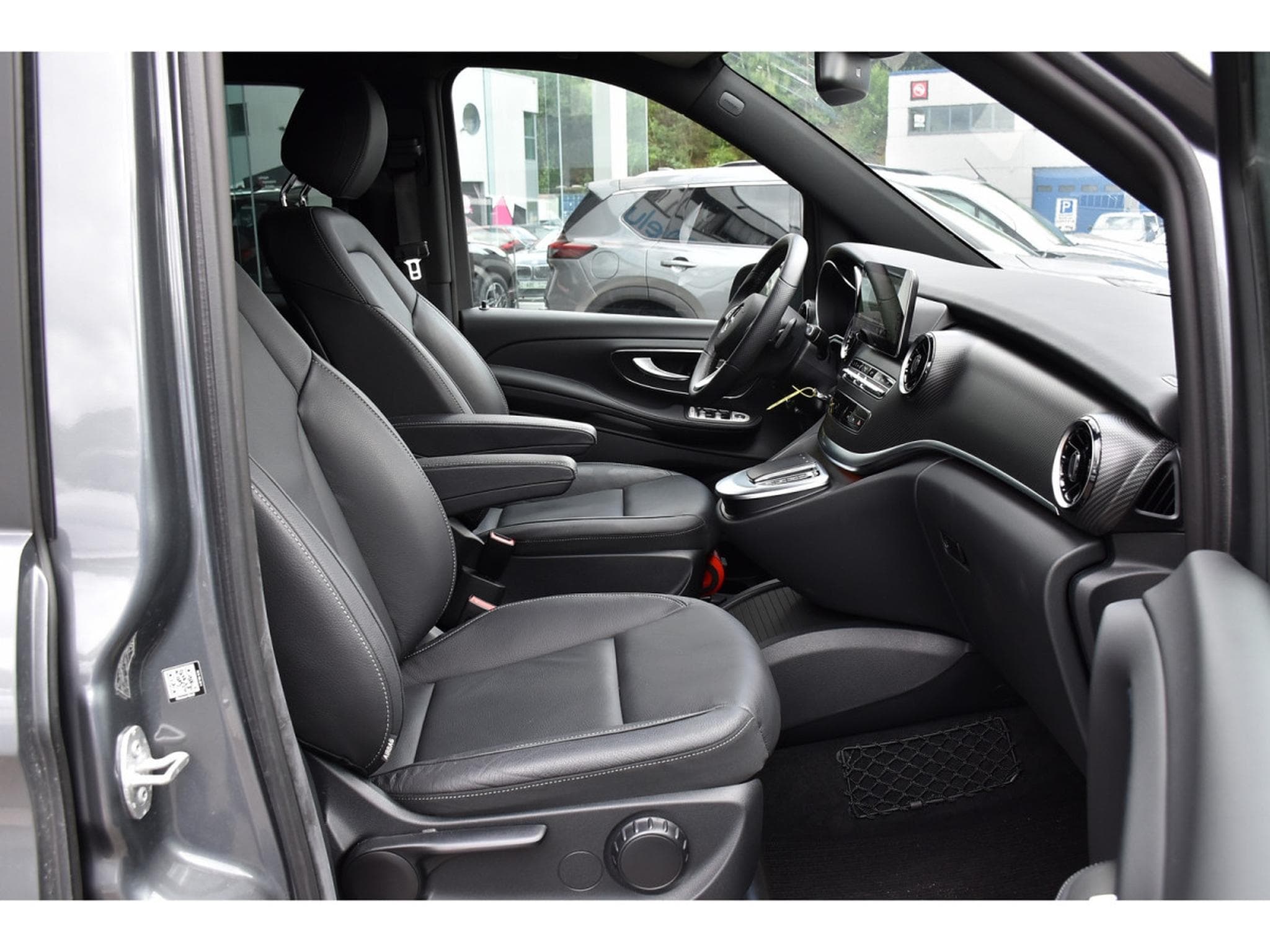 Mercedes V 300 CDI Long 4Matic AMG Line 9G DIST SIDE CUIR BURMESTER CAM (2023) - Foto 6