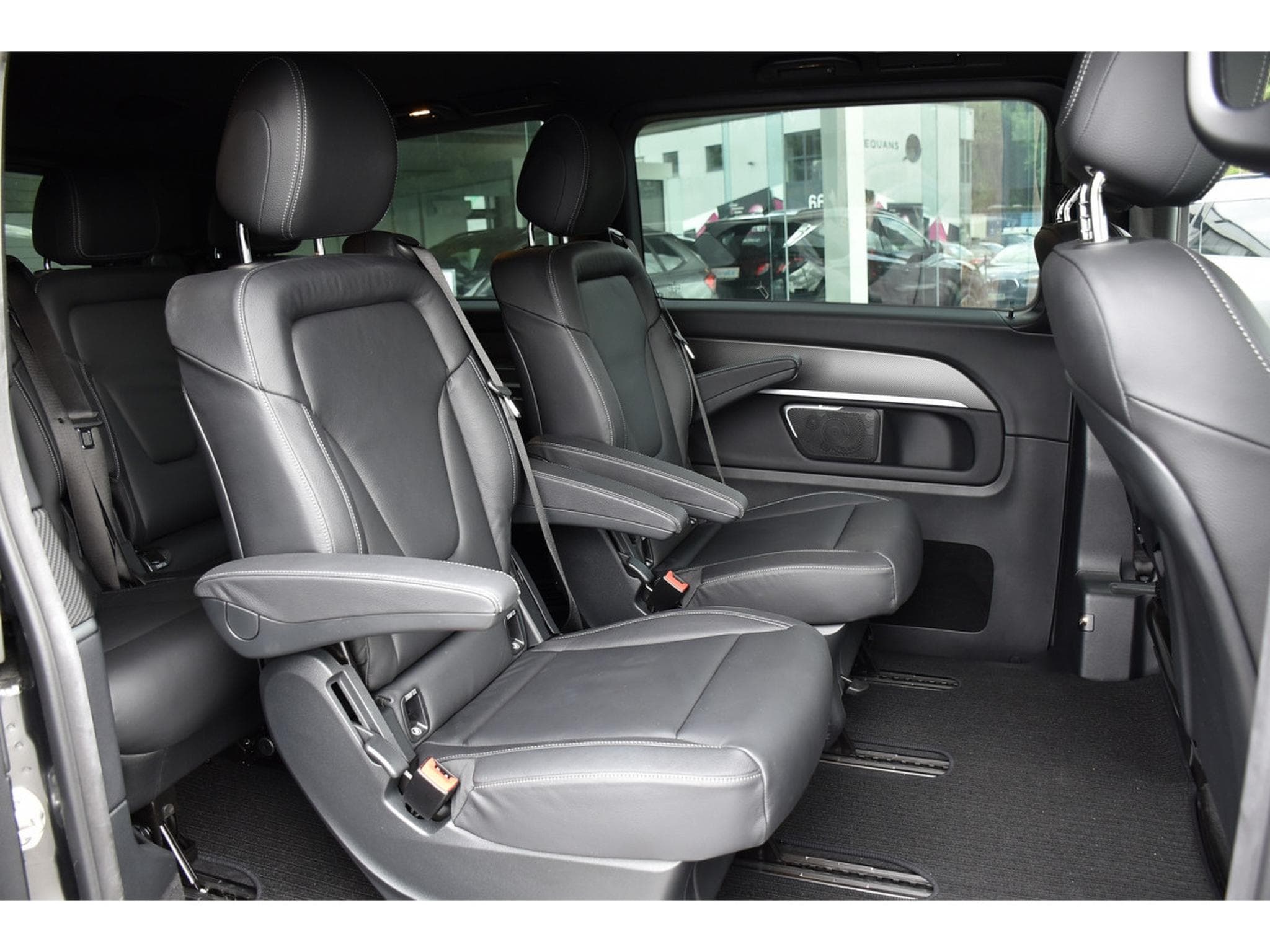 Mercedes V 300 CDI Long 4Matic AMG Line 9G DIST SIDE CUIR BURMESTER CAM (2023) - Foto 7