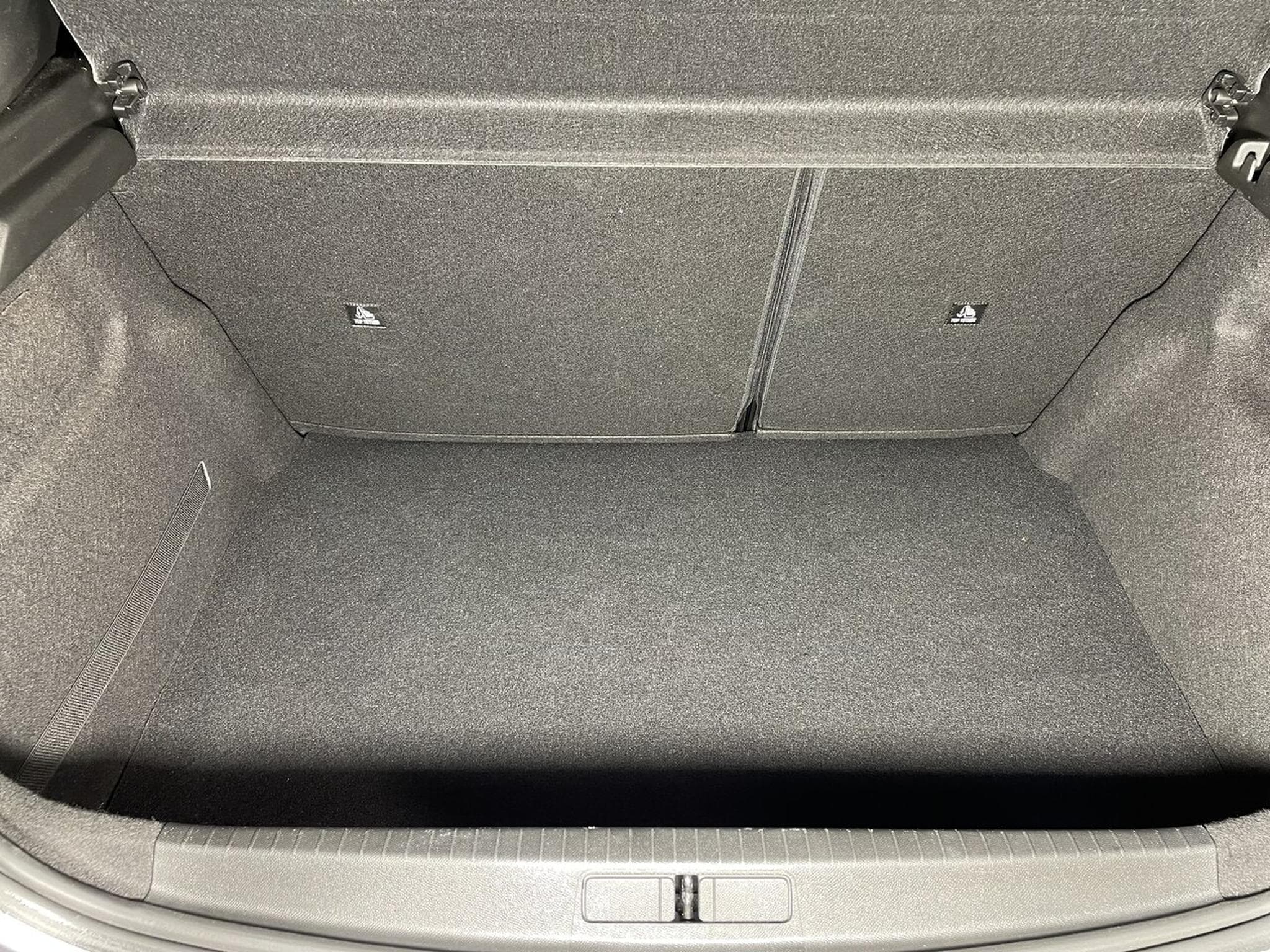 Peugeot 208 1.2 ESSENCE 75 CV STYLE CARPLAY 5P (2023) - Photo 13