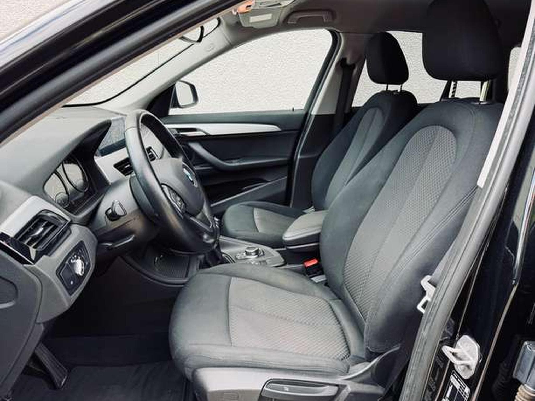 BMW X1 X1 1.5 d sDrive16 AdBlue (EU6AP) (2022) - Photo 12
