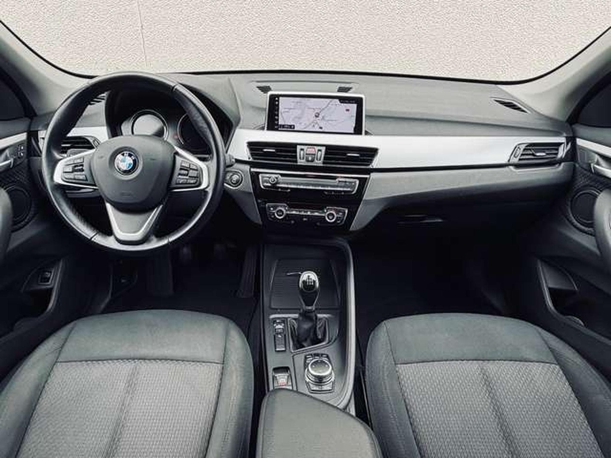 BMW X1 X1 1.5 d sDrive16 AdBlue (EU6AP) (2022) - Photo 9