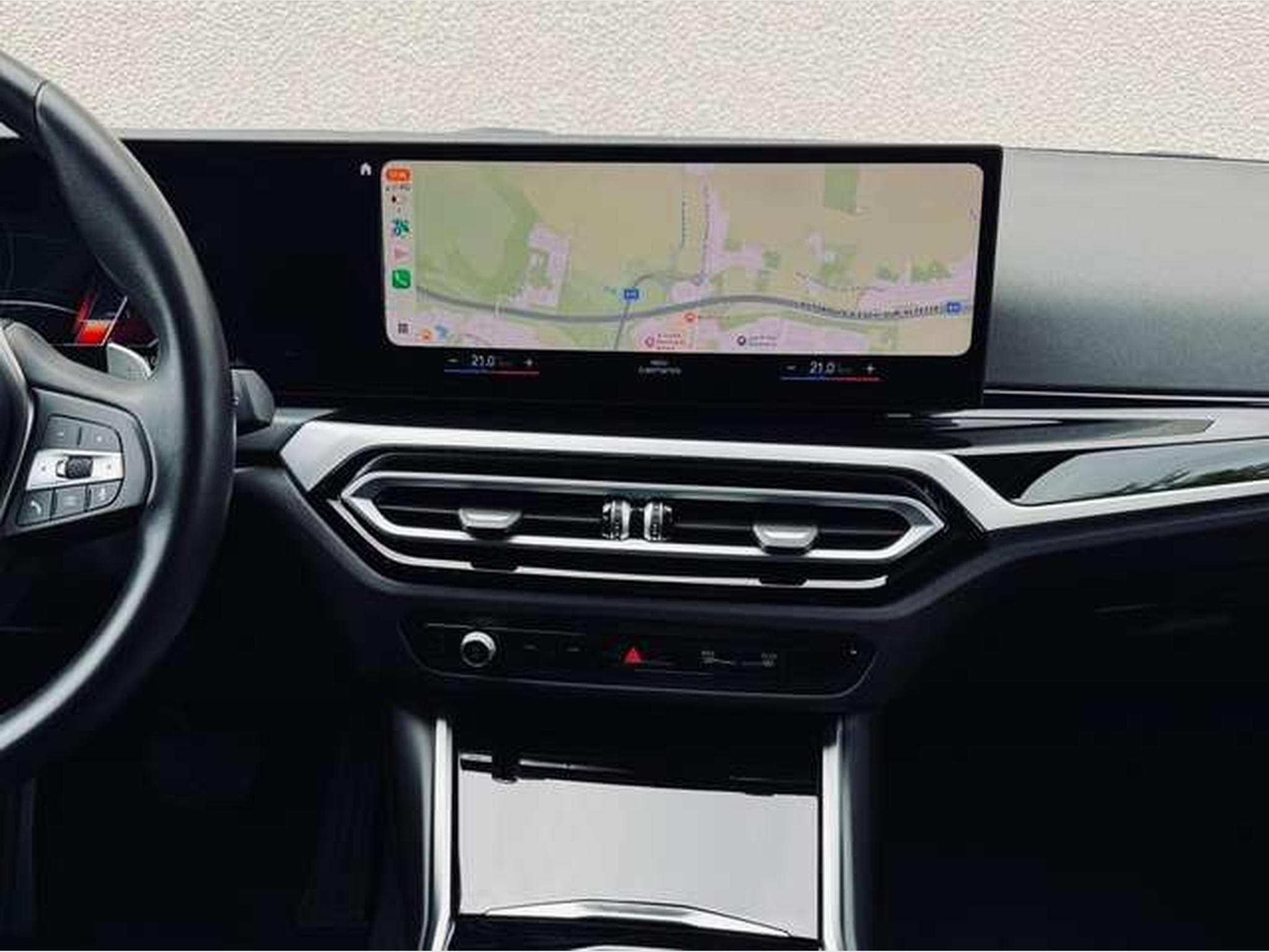 BMW 318 Touring 318 dA MHEV (2023) - Photo 9