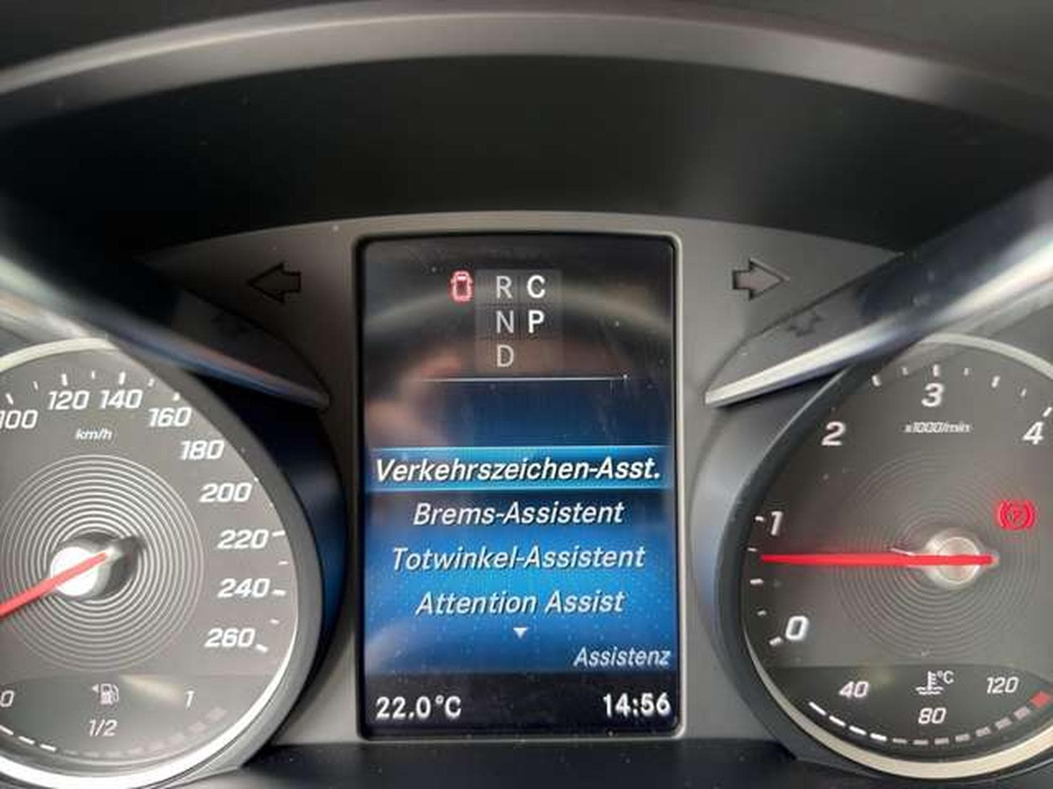 Mercedes V d AMG Line 4MATIC lang Leder AHK Air Night (2023) - Photo 23