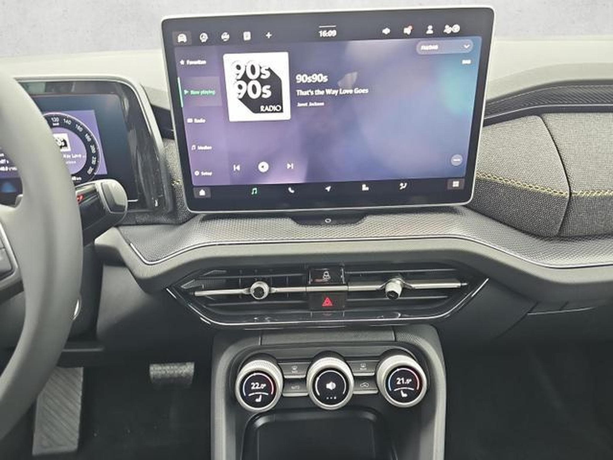 Skoda Kodiaq 1.5 TSI mHEV 110 kW Selection (2026) - Photo 12