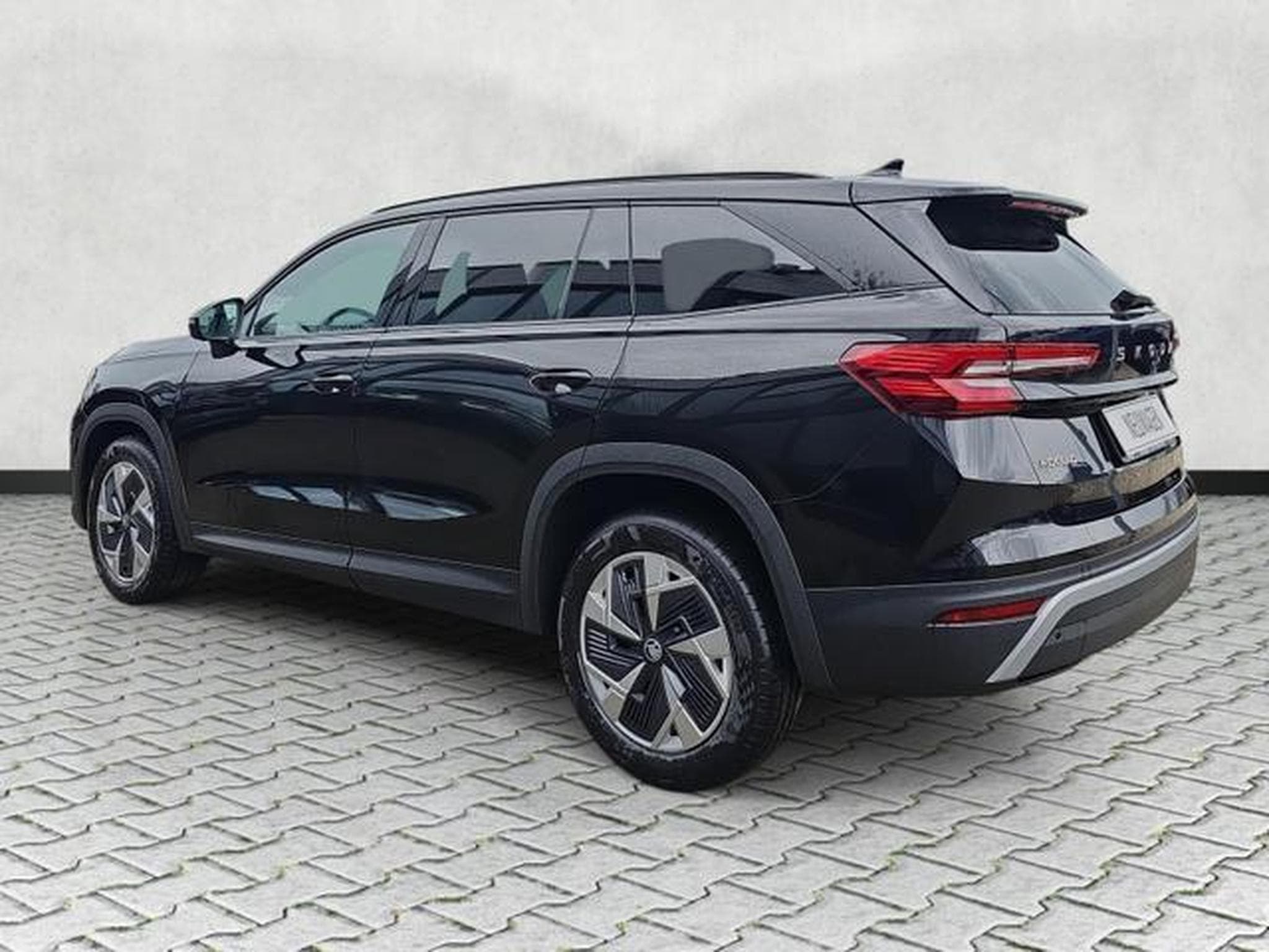 Skoda Kodiaq 1.5 TSI mHEV 110 kW Selection (2026) - Photo 5