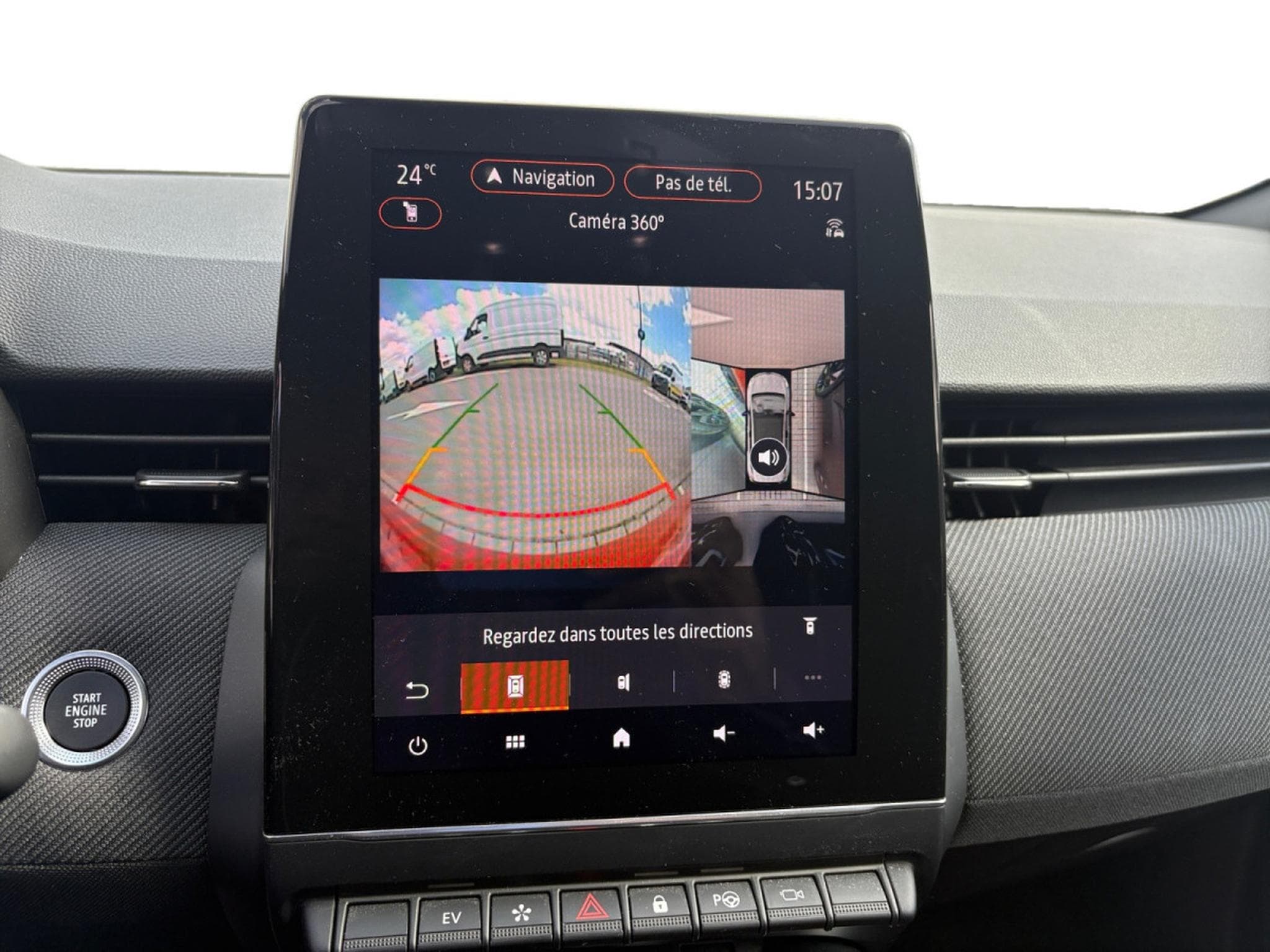 Renault Clio 1.6i Esprit Alpine E-Tech Full Hybrid (2025) - Foto 8