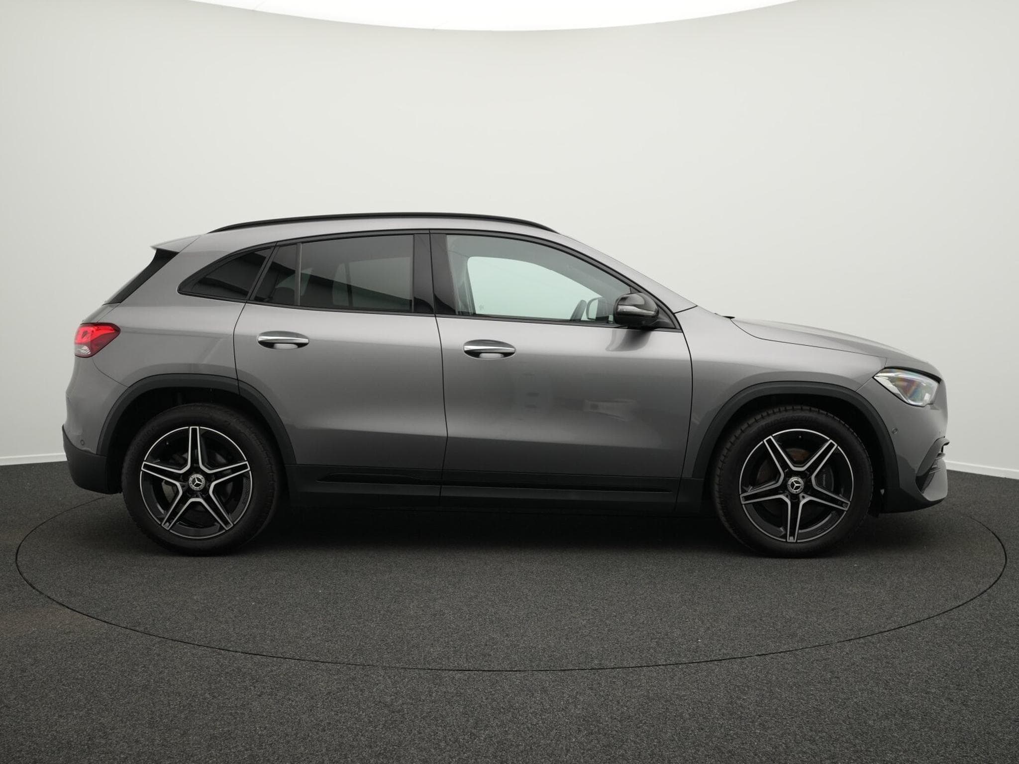 Mercedes GLA 200 d 4M AMG-Line Multi+360°+Night+MBUX (2022) - Foto 5