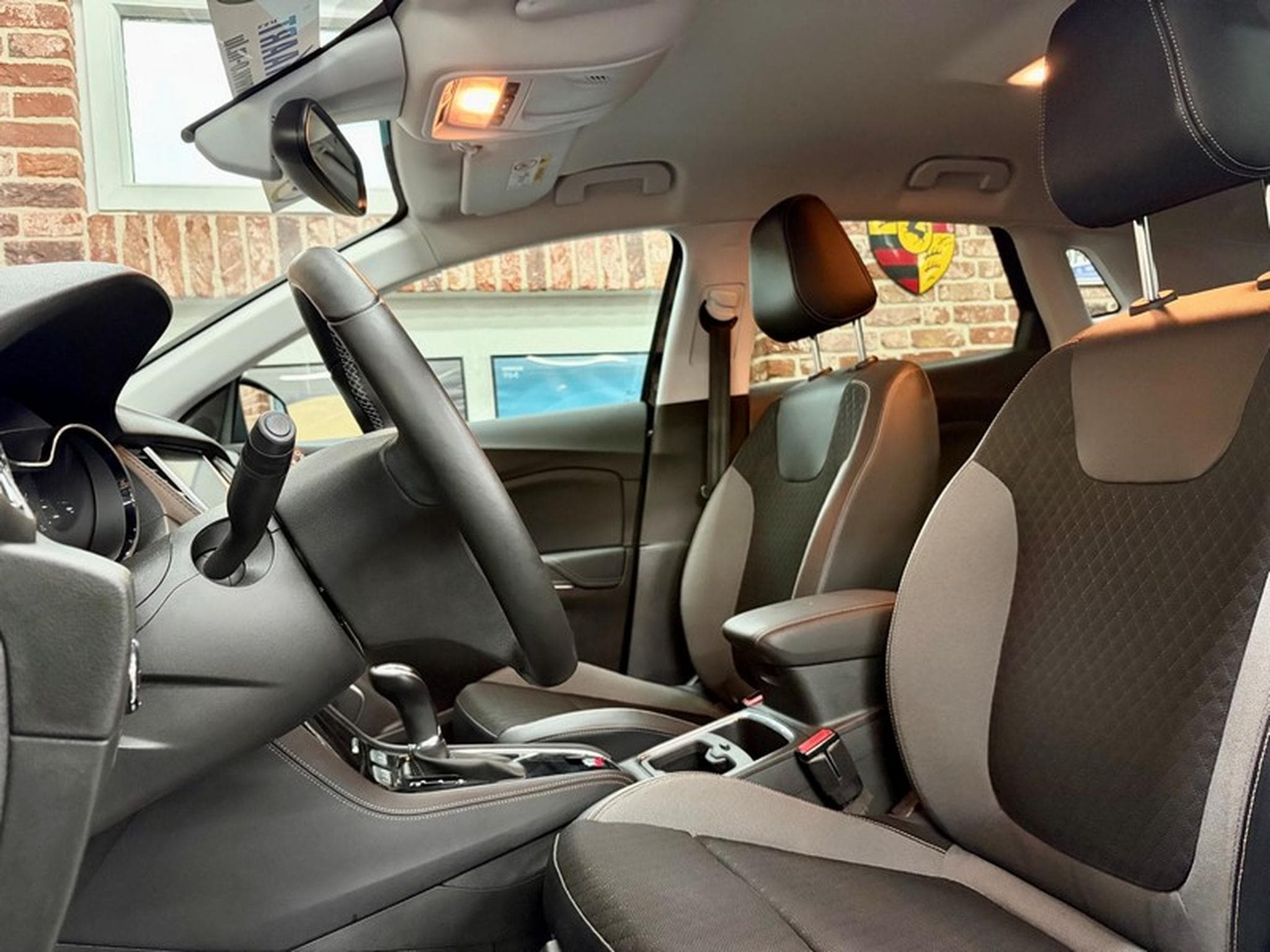 Opel Grandland Grandland X 1.2 131cv Auto Navig/CamAv+Arr/ALU18 (2018) - Photo 5