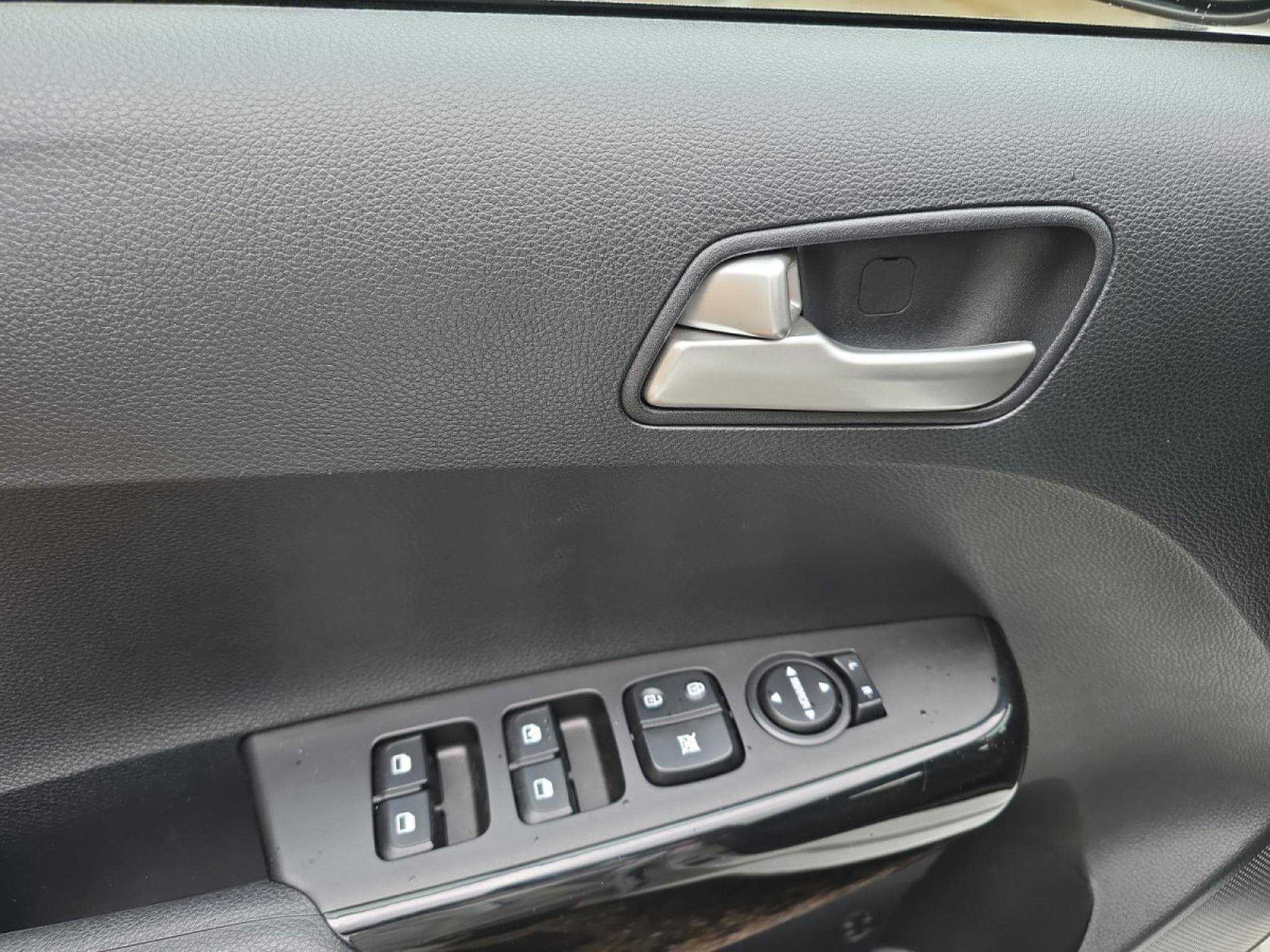 Kia Picanto Pulse 1.0 AMT ISG (2023) - Photo 14