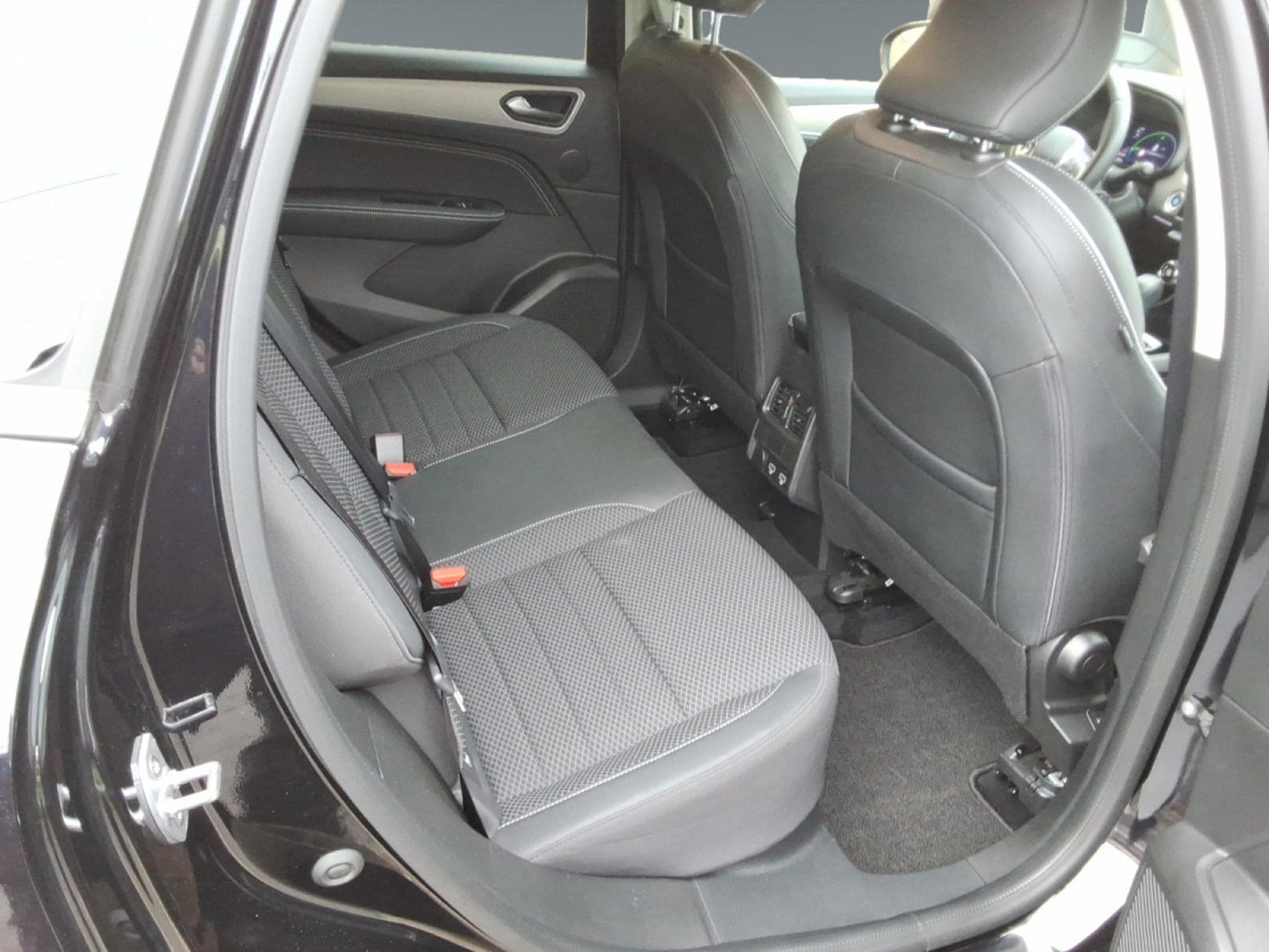 Renault Arkana E-Tech Hybride 5D AUTO6 4/5DOORS (2022) - Foto 16
