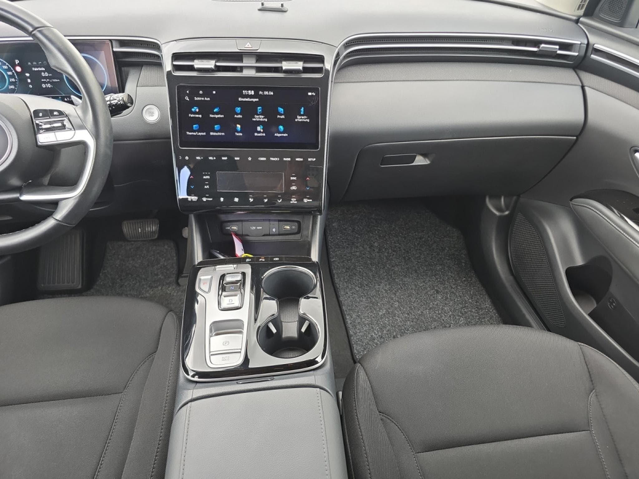 Hyundai Tucson 1.6 TGDI HYBRID (2022) - Photo 12