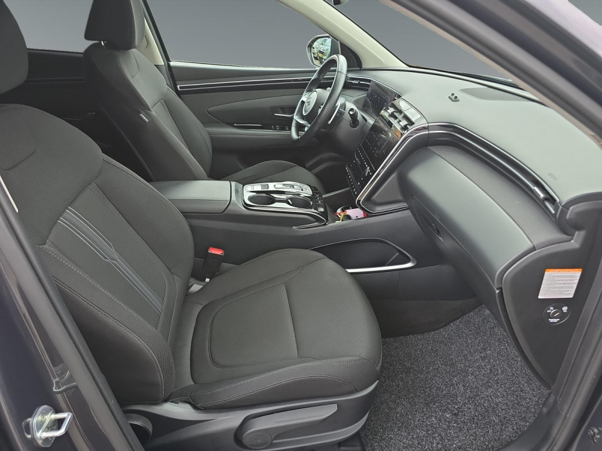 Hyundai Tucson 1.6 TGDI HYBRID (2022) - Photo 14