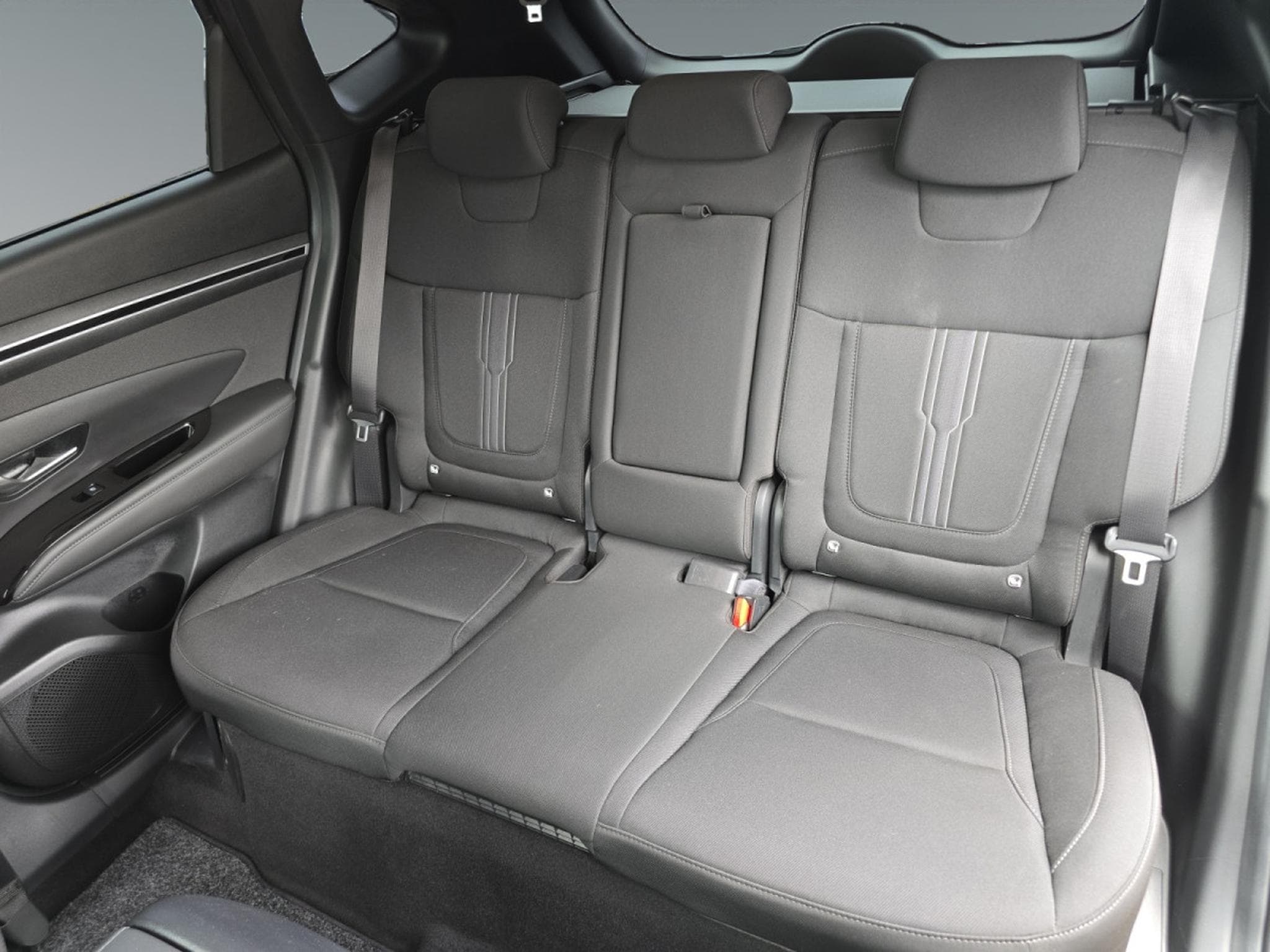 Hyundai Tucson 1.6 TGDI HYBRID (2022) - Photo 15