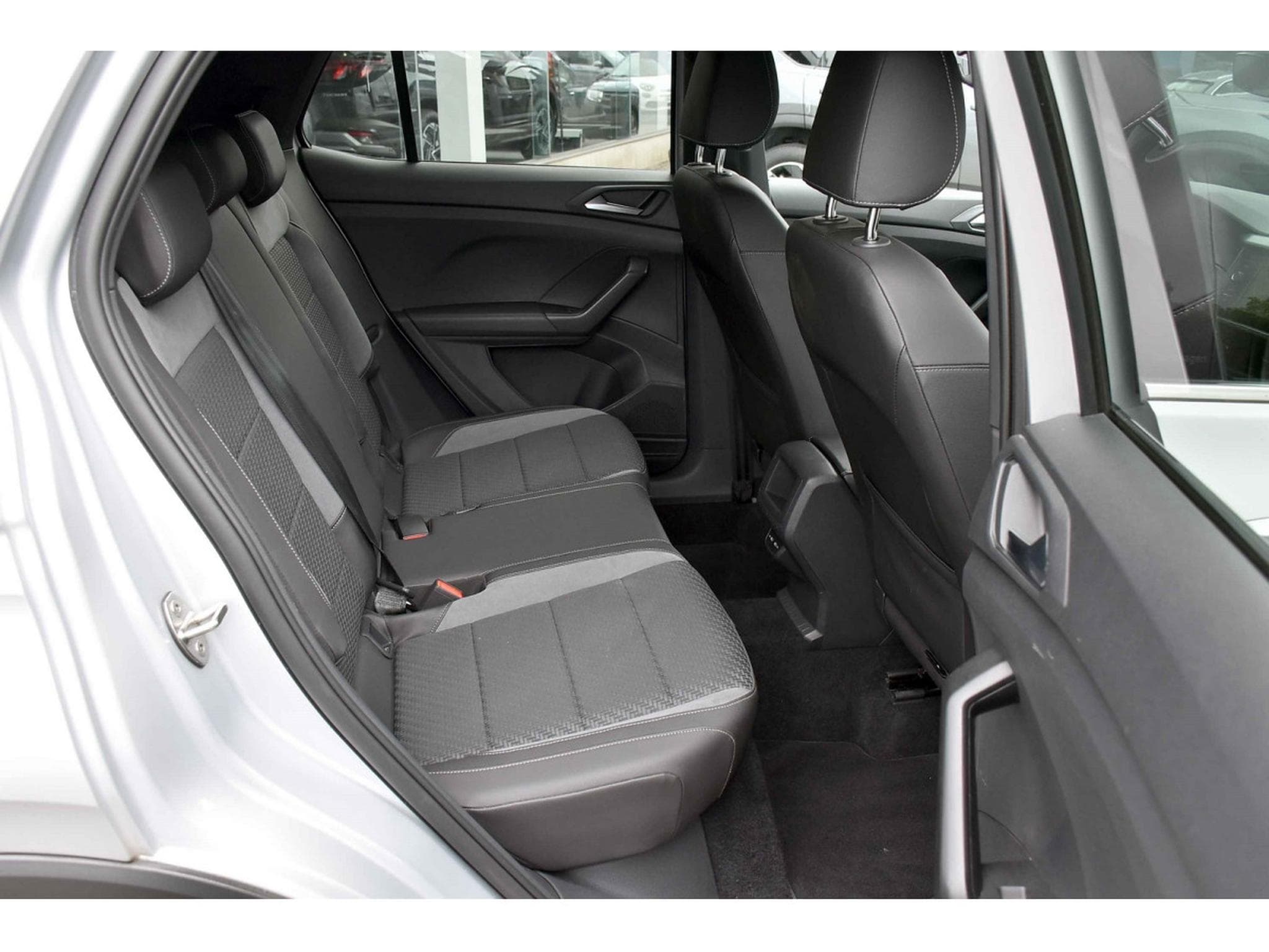 VW T-Cross 1.5 TSI R-Line DSG ACC LANE SIDE GPS KEYLESS CAM 1° MAIN (2022) - Foto 8
