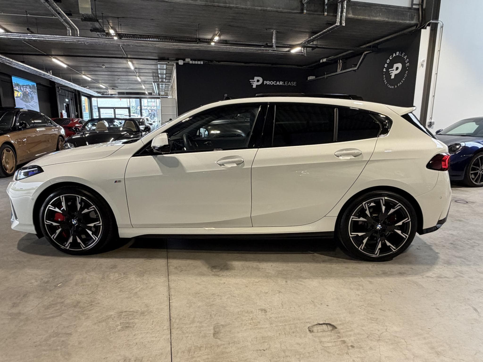 BMW 120 120 1 Limousine 120 M Sport/Mild Hybride (2025) - Photo 13