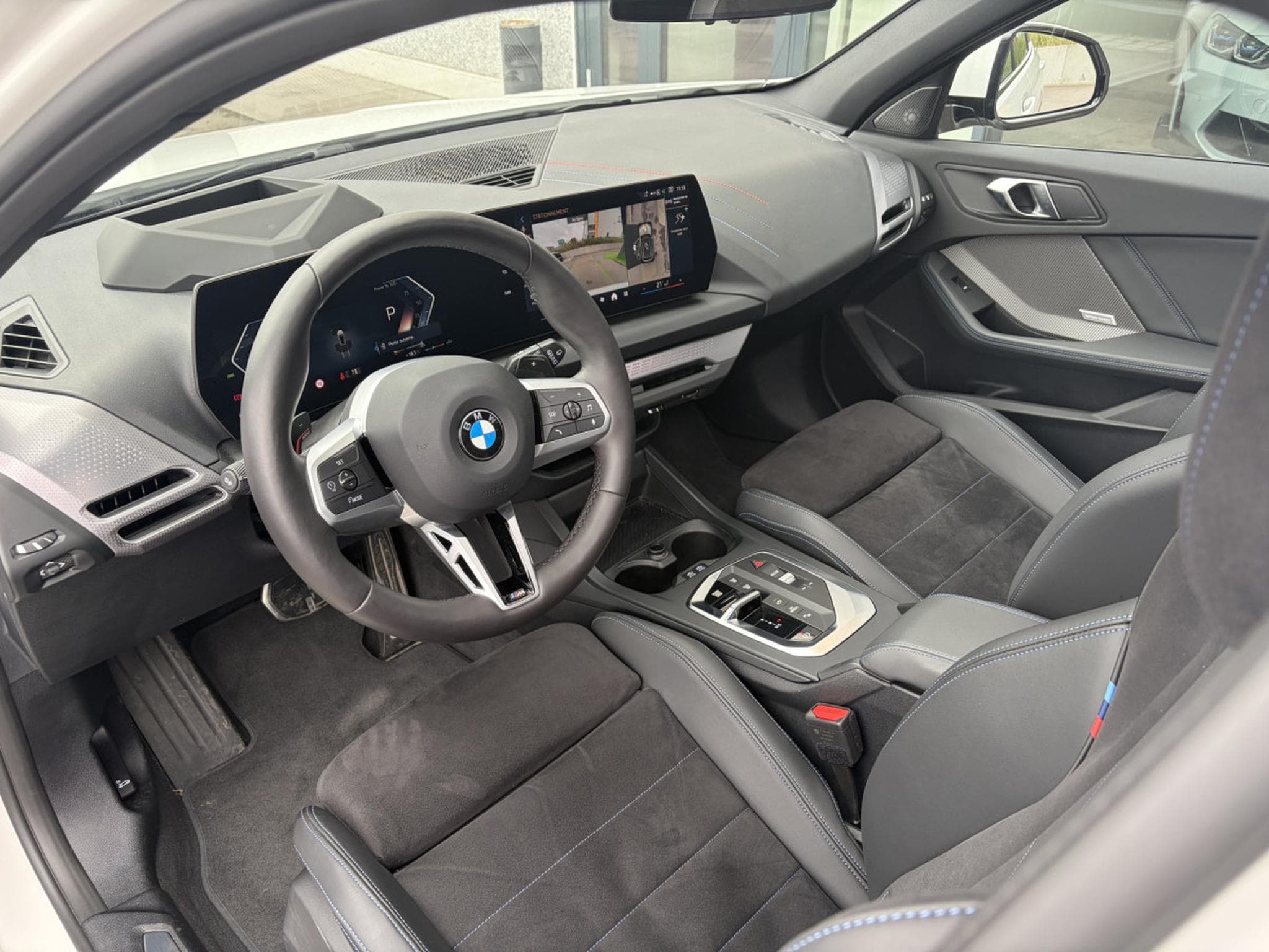 BMW 120 120 1 Limousine 120 M Sport/Mild Hybride (2025) - Photo 2