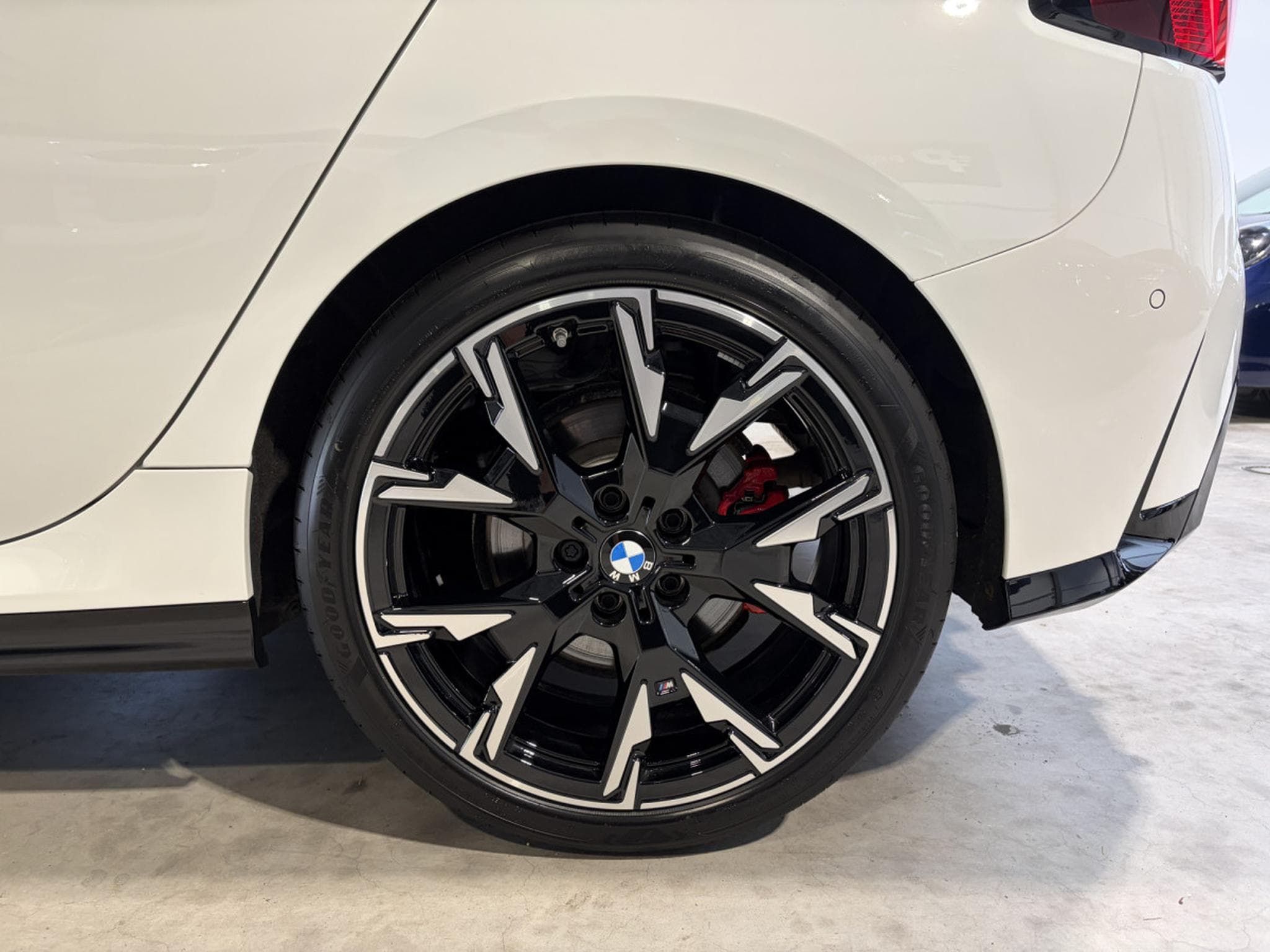 BMW 120 120 1 Limousine 120 M Sport/Mild Hybride (2025) - Photo 24