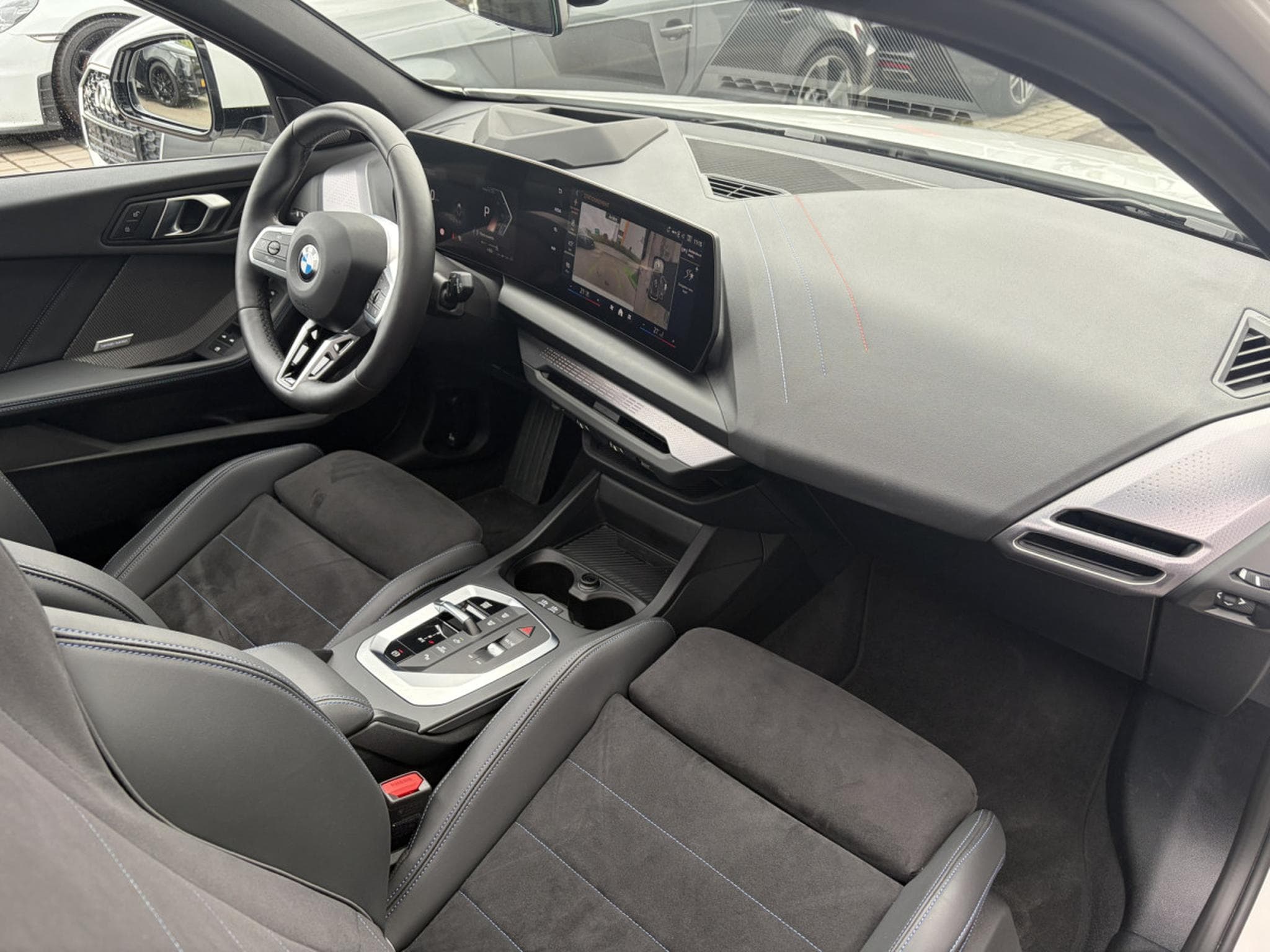 BMW 120 120 1 Limousine 120 M Sport/Mild Hybride (2025) - Photo 7