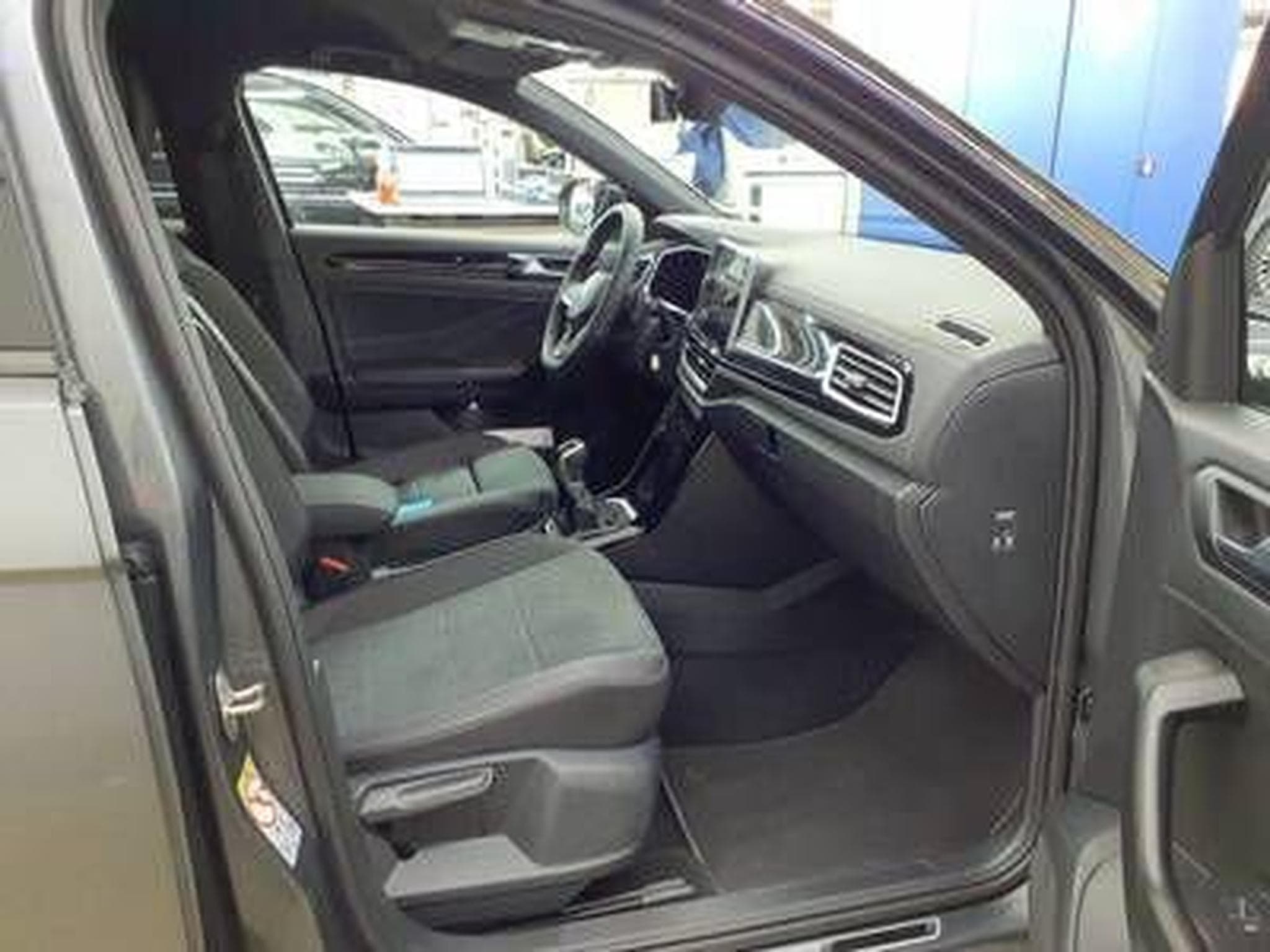 VW T-Roc 150cv R-Line Edition DSG7 (2025) - Photo 4