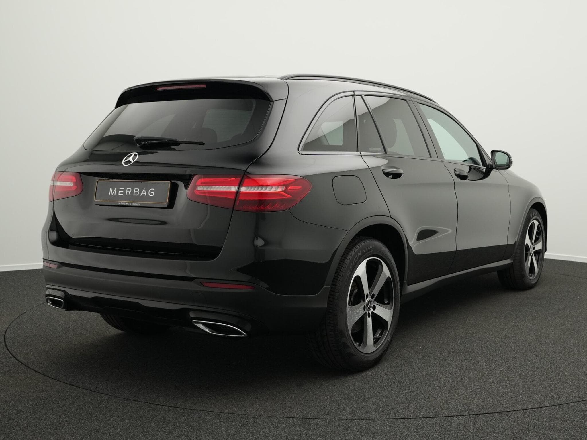 Mercedes GLC 220 d 4MATIC Exclusive+Night+Kamera+LED (2018) - Photo 3