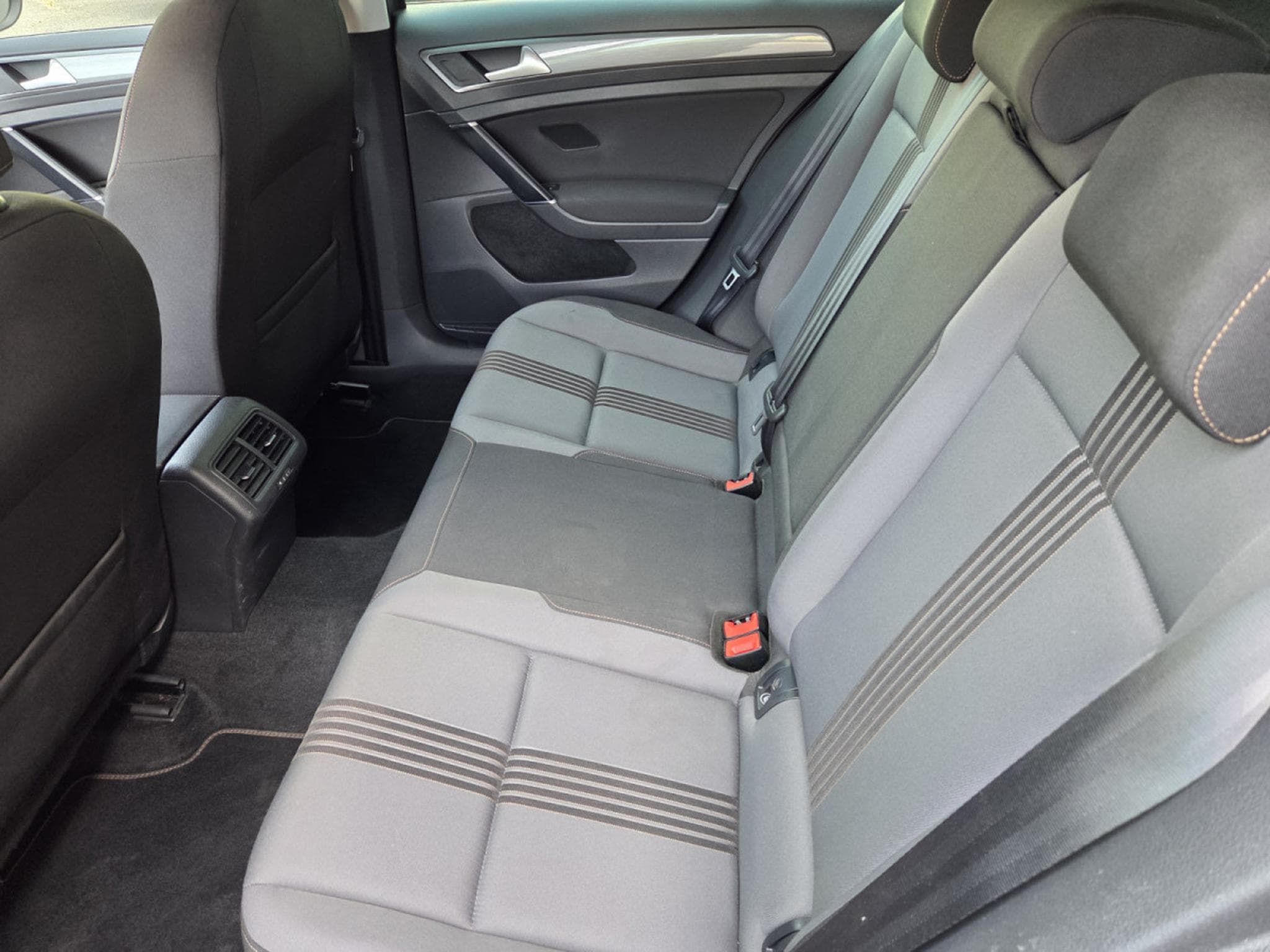 VW Golf TSI 110 CV DSG (Garantie 12 mois) (2016) - Photo 7