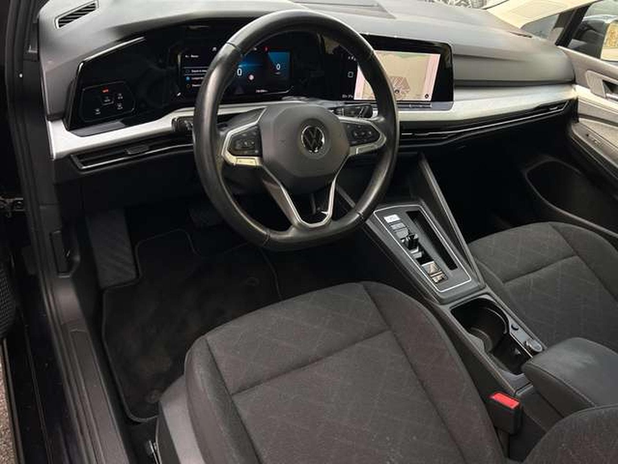 VW Golf 2.0 TDI 116 LIFE (2021) - Photo 12