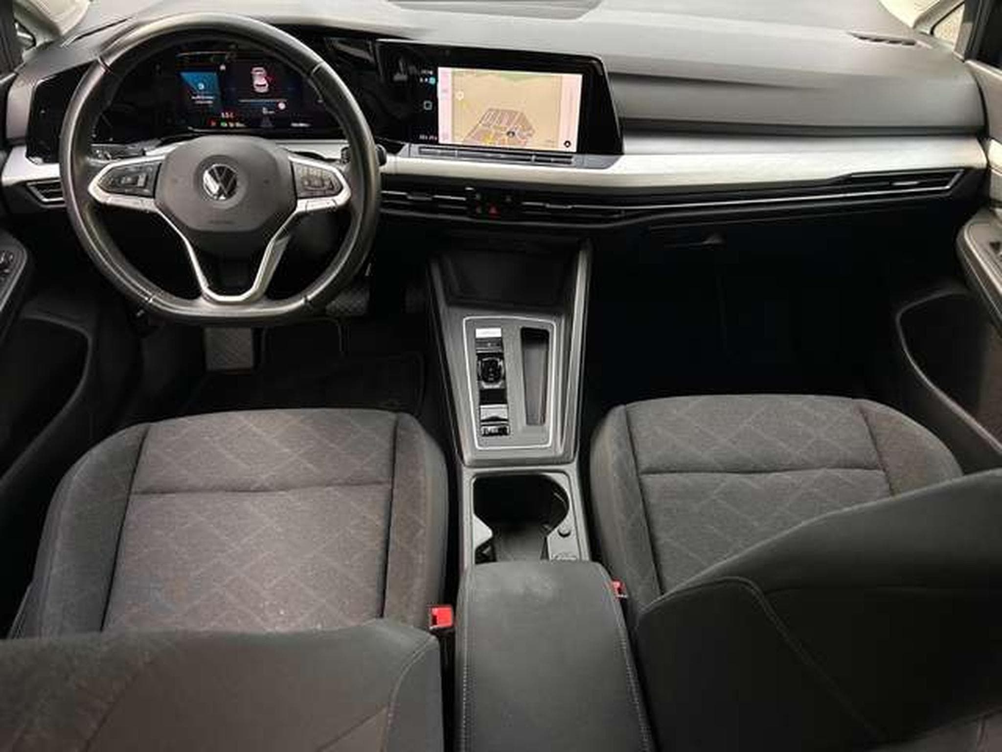 VW Golf 2.0 TDI 116 LIFE (2021) - Photo 3
