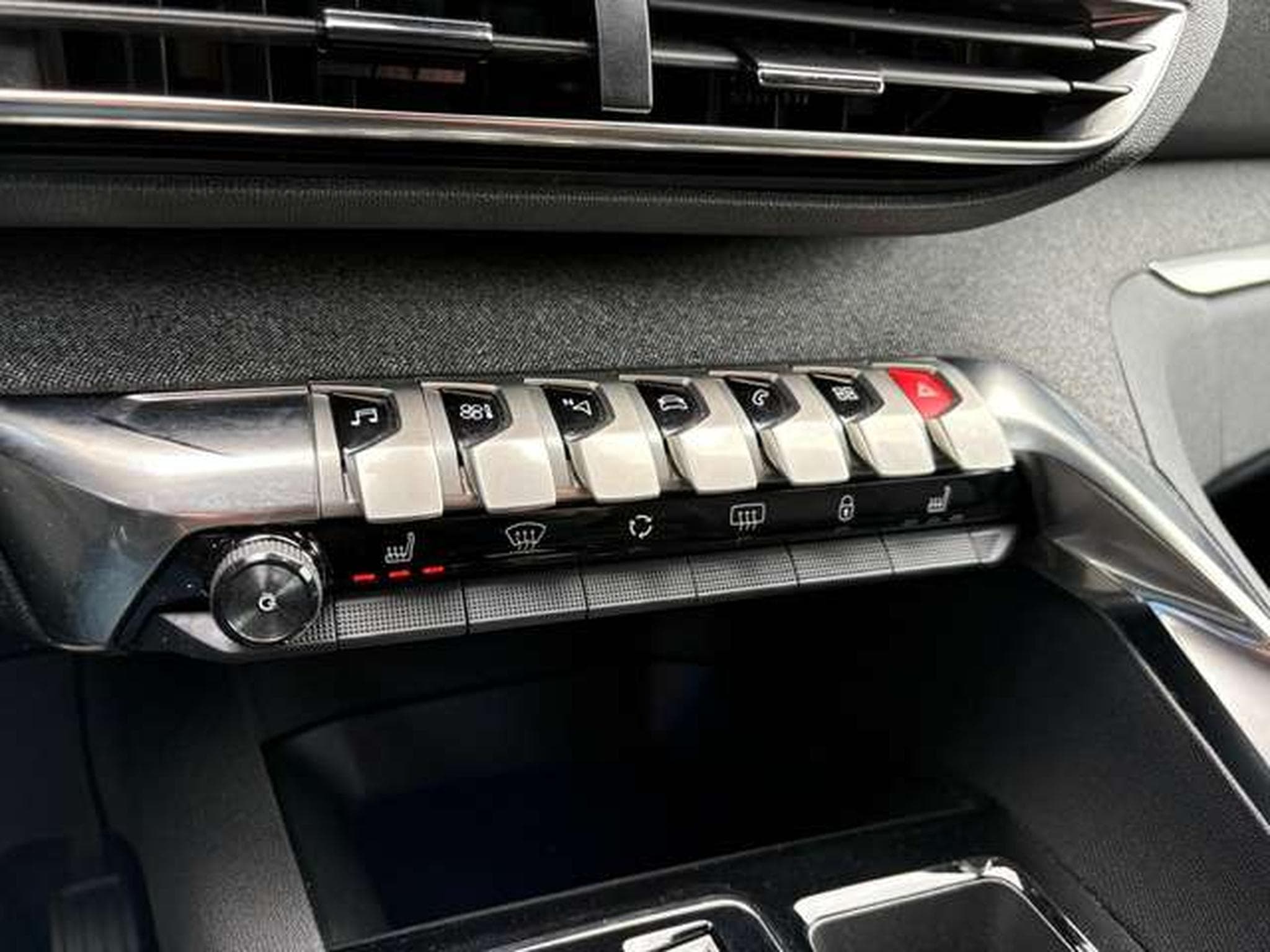 Peugeot 5008 5008 BlueHDi 130 EAT8 Allure Pack (2023) - Photo 11