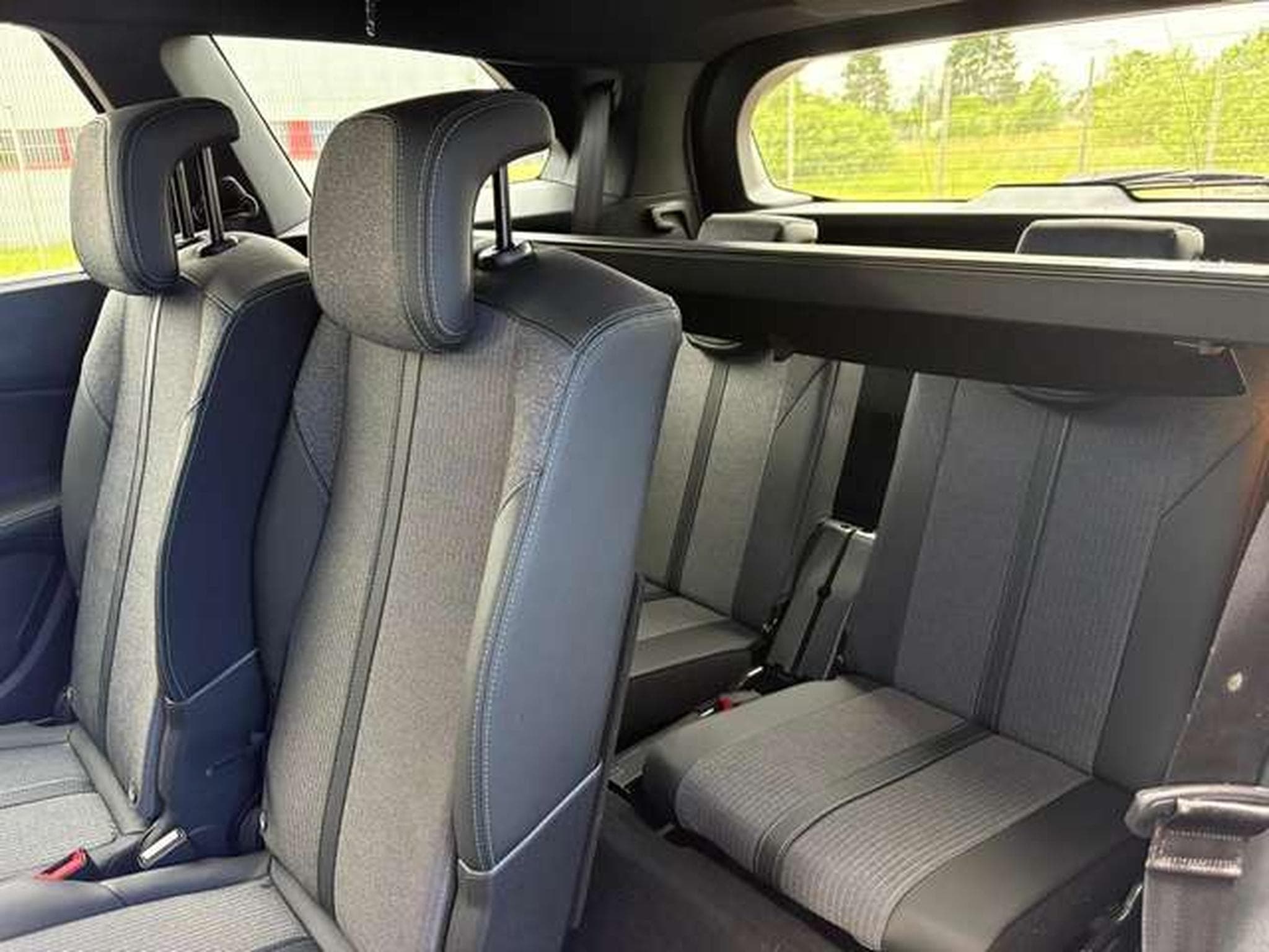 Peugeot 5008 5008 BlueHDi 130 EAT8 Allure Pack (2023) - Photo 15