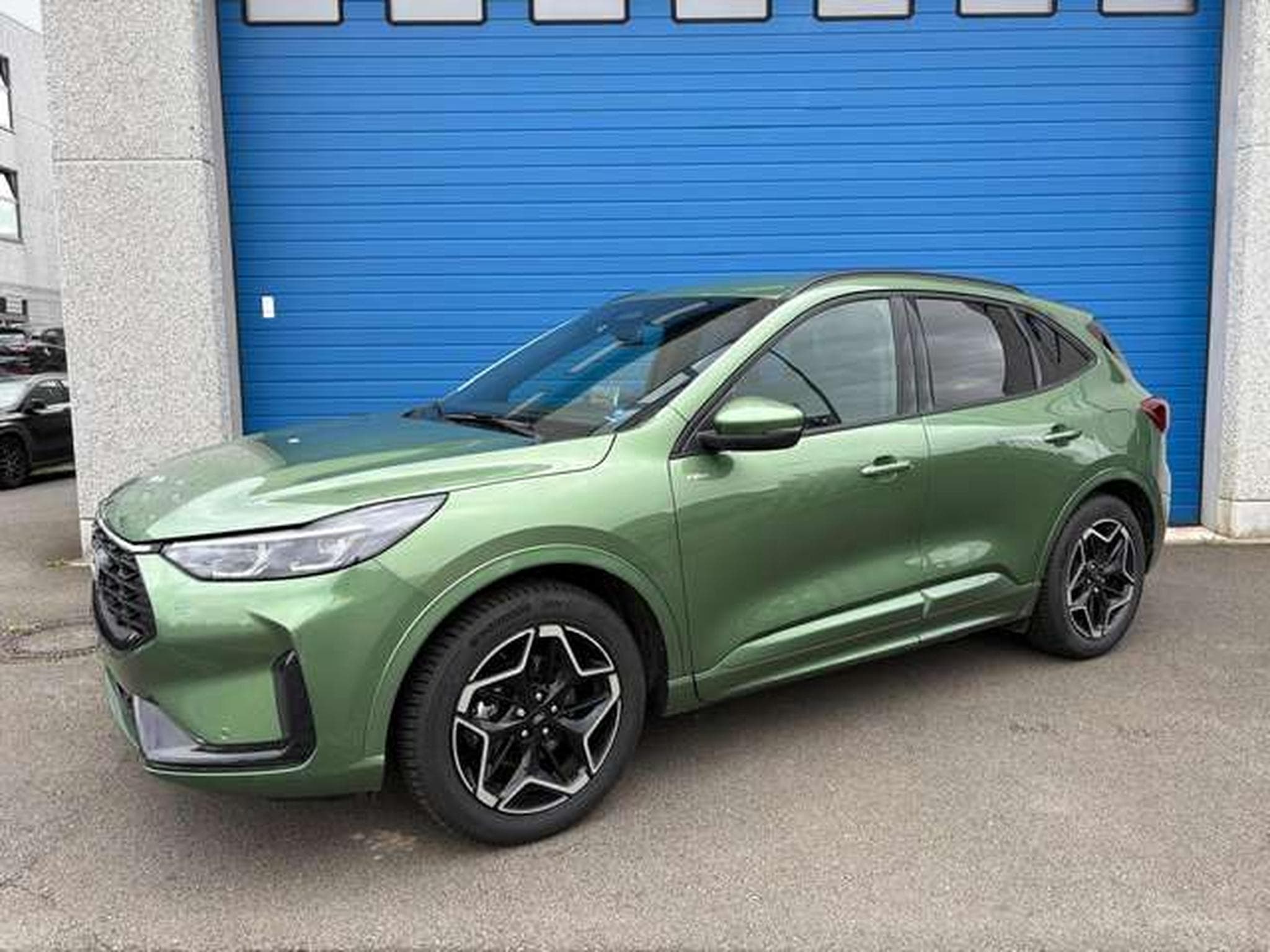 Ford Kuga Kuga 2.5 Duratec FHEV ST-LINE (2025) - Photo 2
