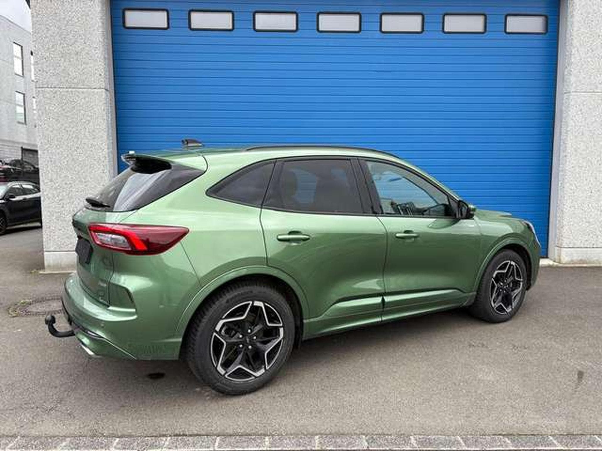 Ford Kuga Kuga 2.5 Duratec FHEV ST-LINE (2025) - Photo 3