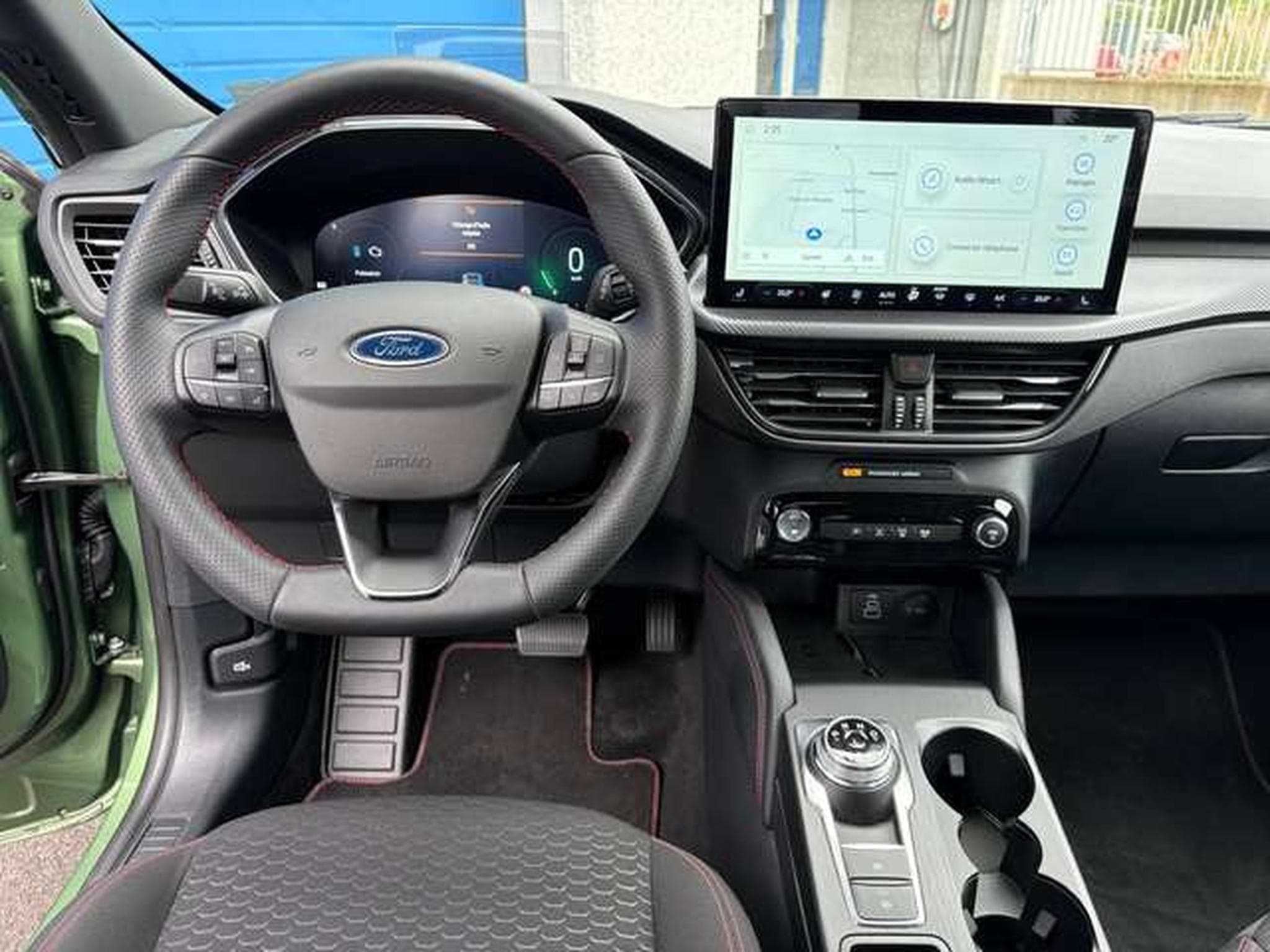 Ford Kuga Kuga 2.5 Duratec FHEV ST-LINE (2025) - Photo 7