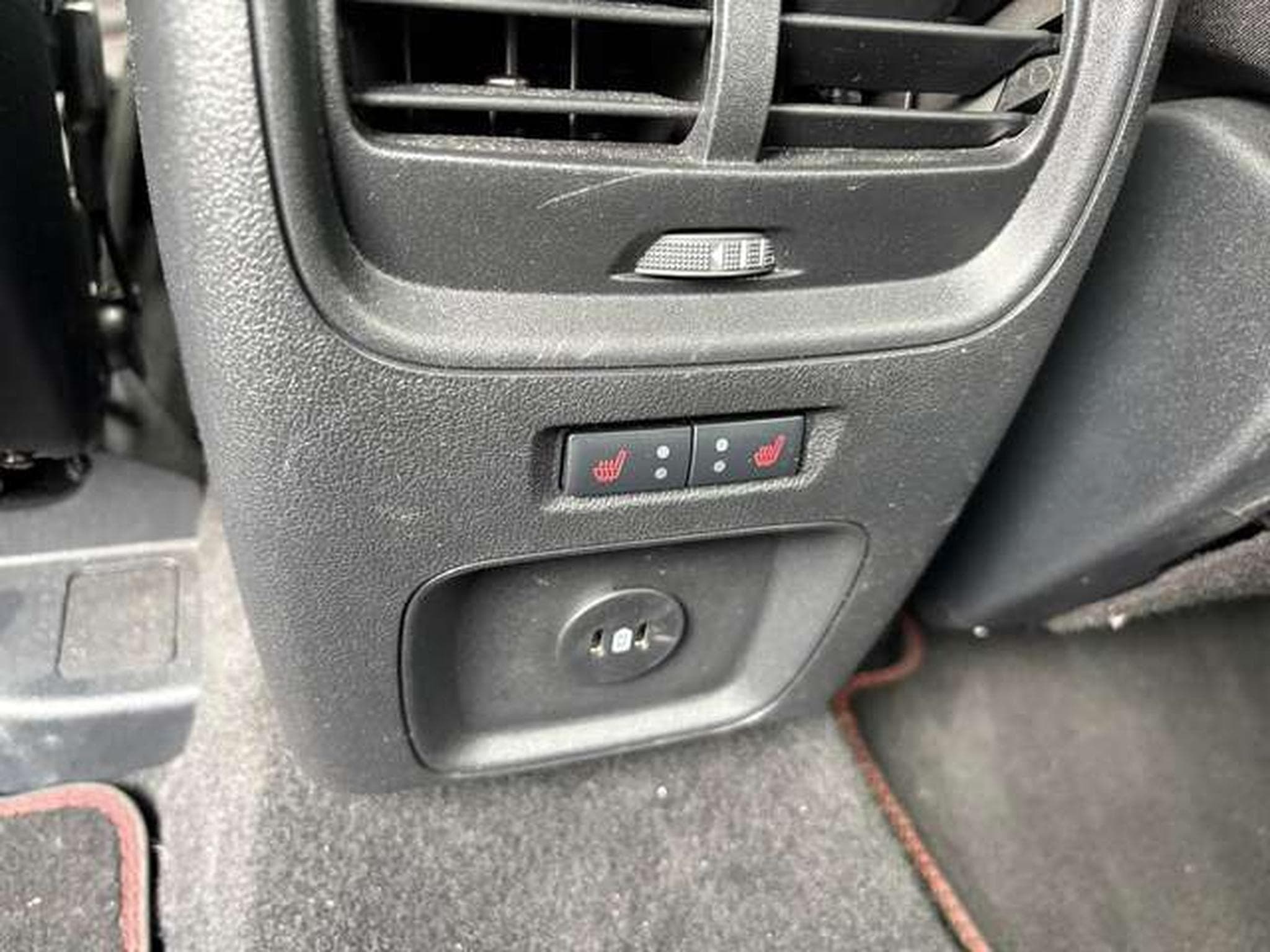 Ford Kuga Kuga 2.5 Duratec FHEV ST-LINE (2025) - Photo 8