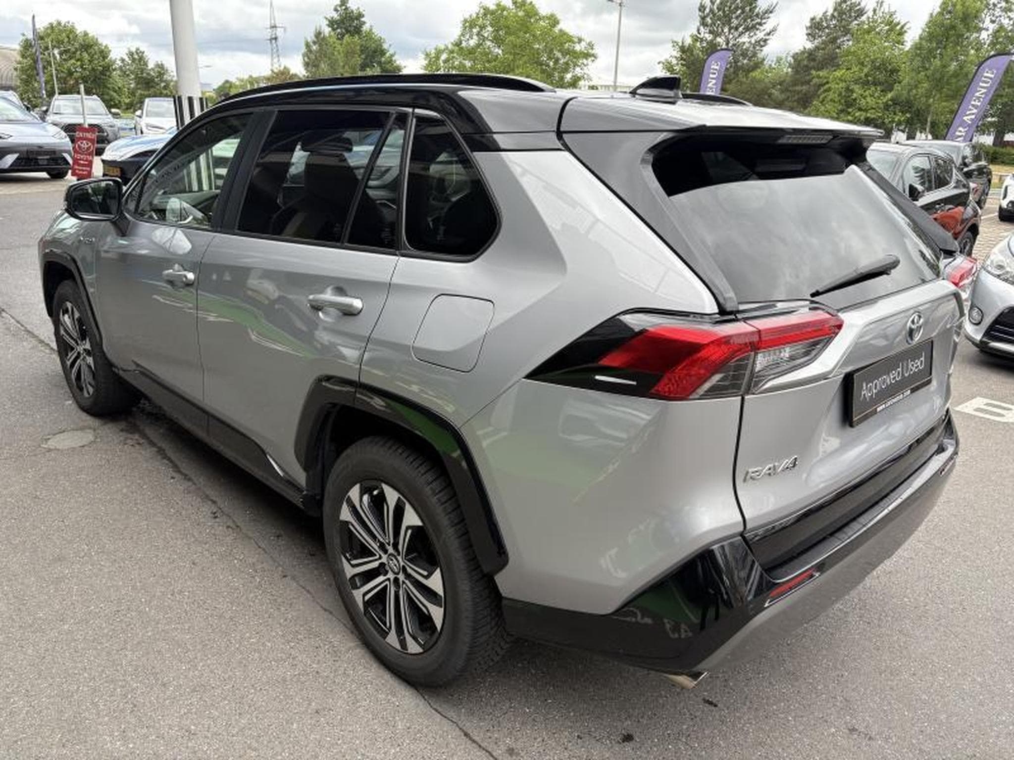 Toyota RAV 4 STYLE PLUS AWD (2019) - Photo 4