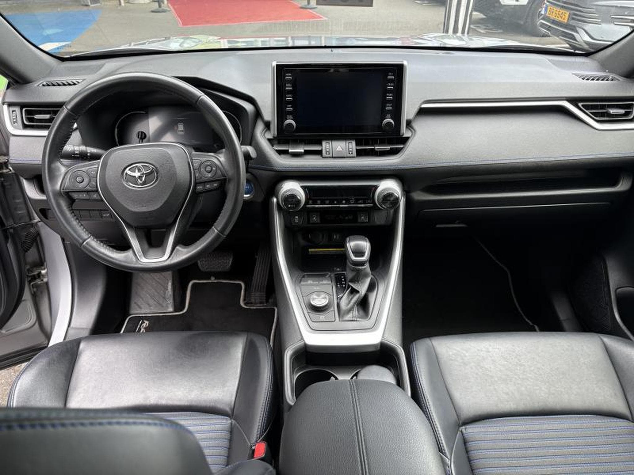 Toyota RAV 4 STYLE PLUS AWD (2019) - Photo 7
