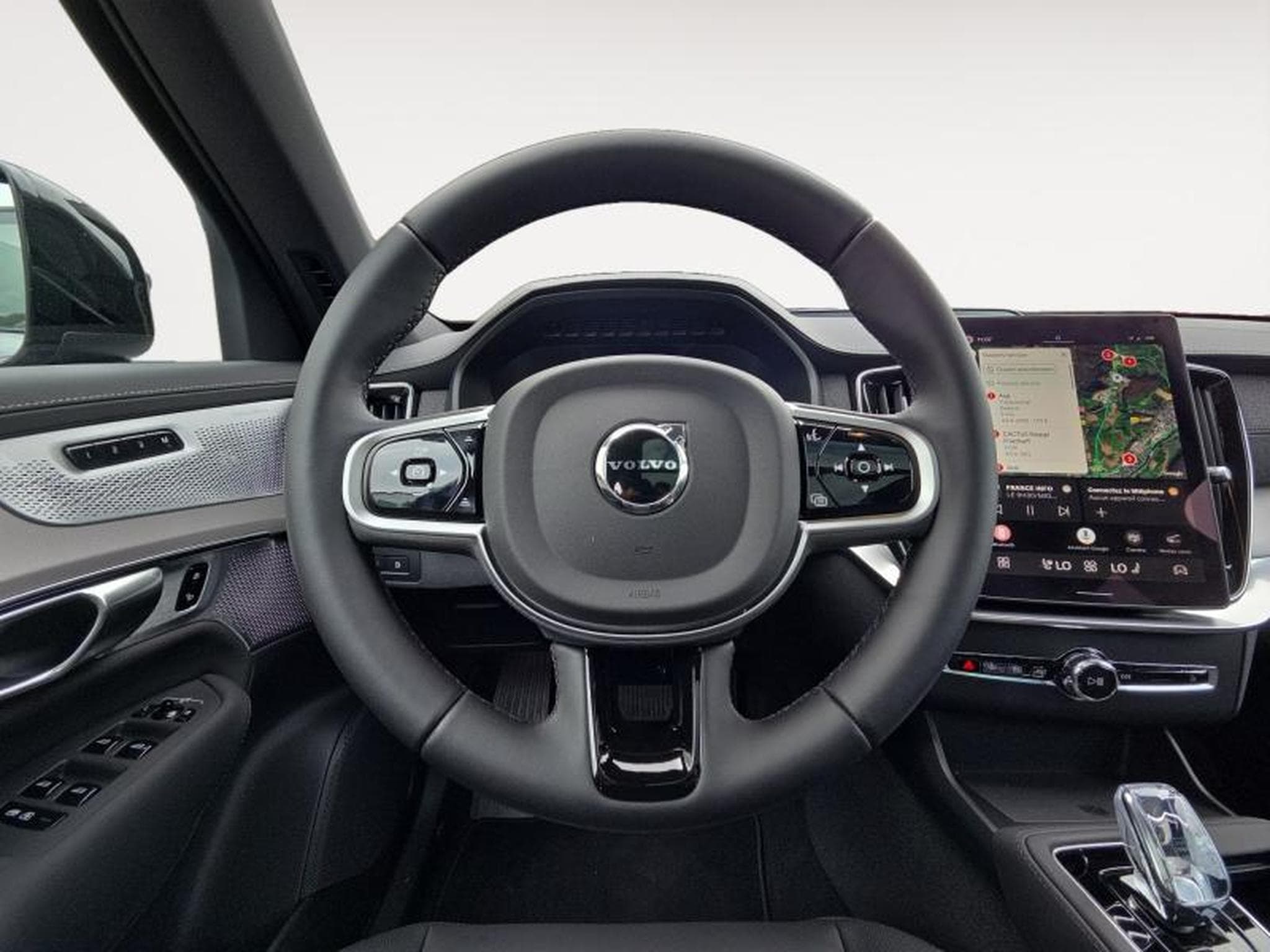 Volvo XC90 T8 Black Edition Plus AWD 2026 / Hybride (2026) - Foto 12
