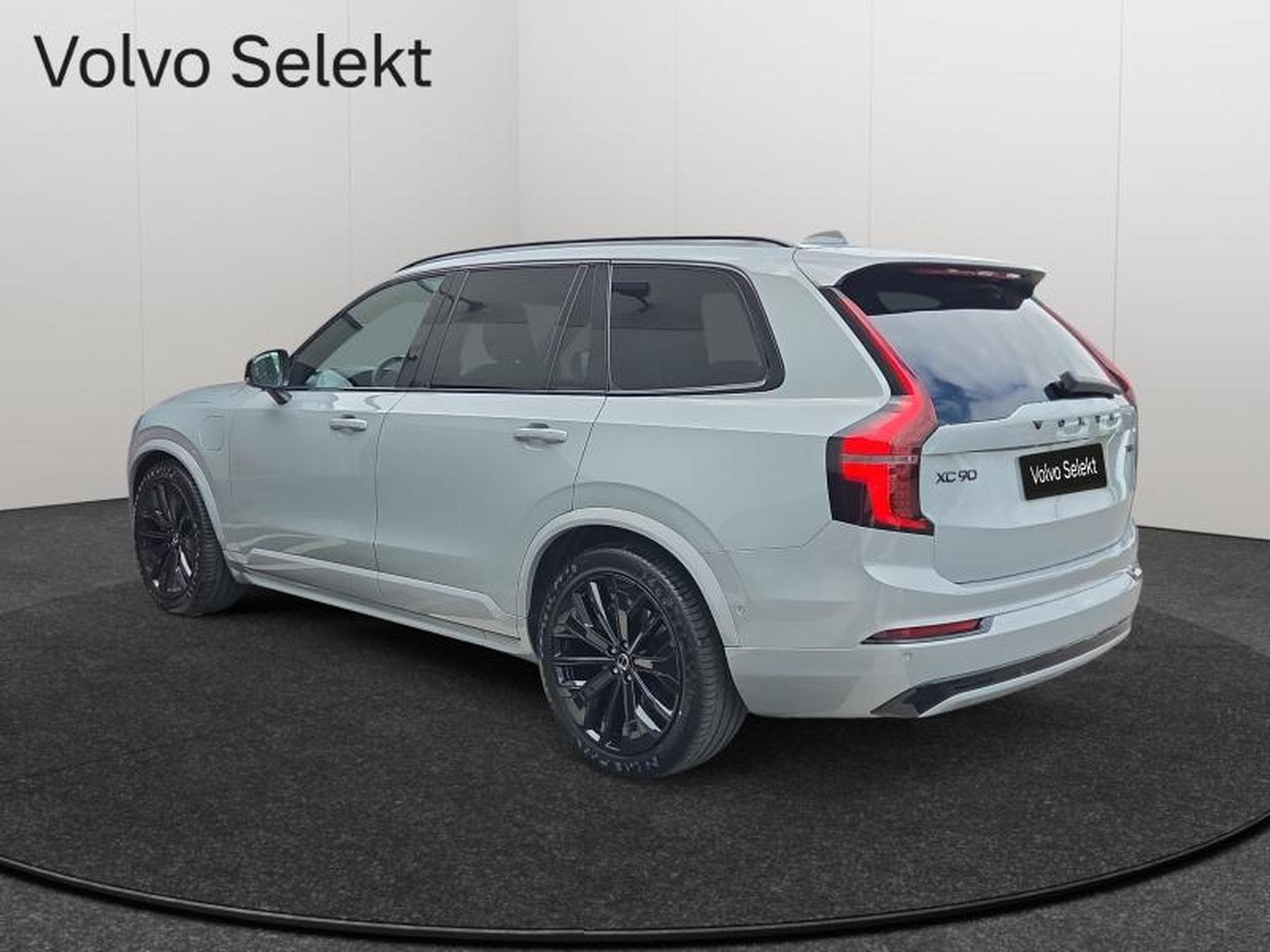 Volvo XC90 T8 Black Edition Plus AWD 2026 / Hybride (2026) - Foto 3