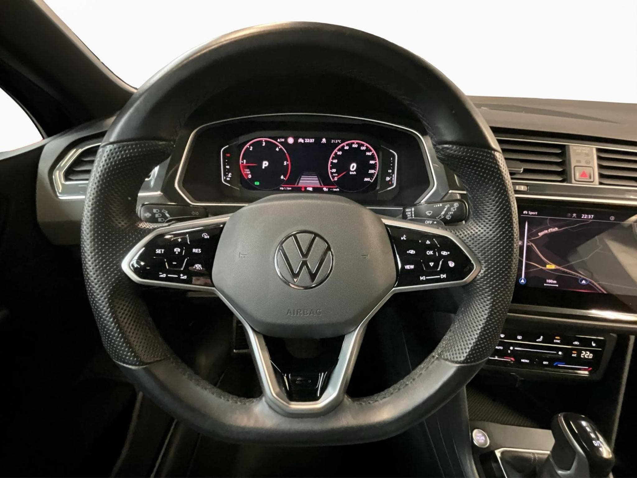 VW Tiguan R-Line+DSG+4M+Black-Style+Pano+AHK+Matrix (2020) - Foto 10