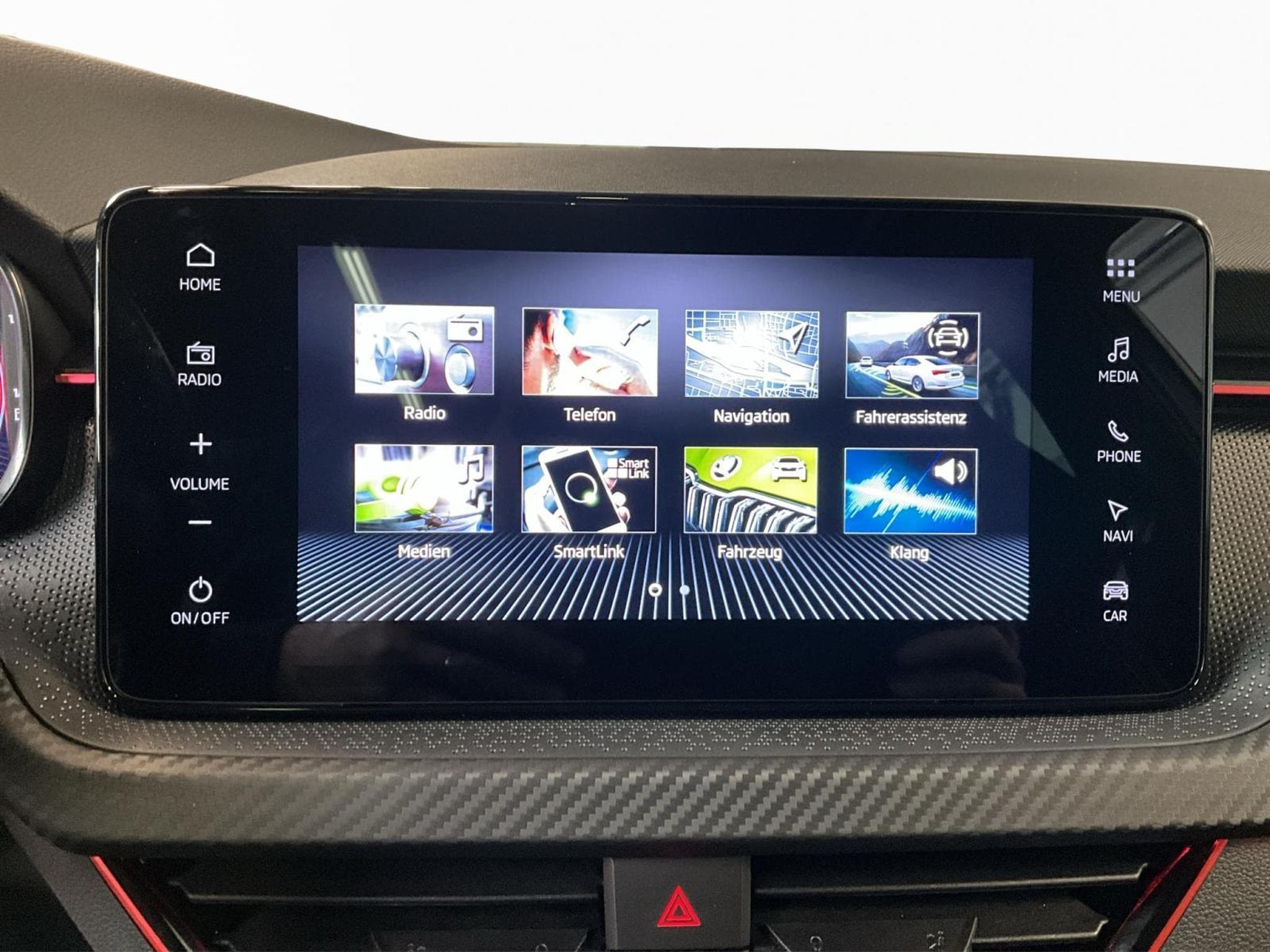Skoda Kamiq Monte-Carlo+DSG+LED+P.Assisted+P.Park&Go (2025) - Foto 13
