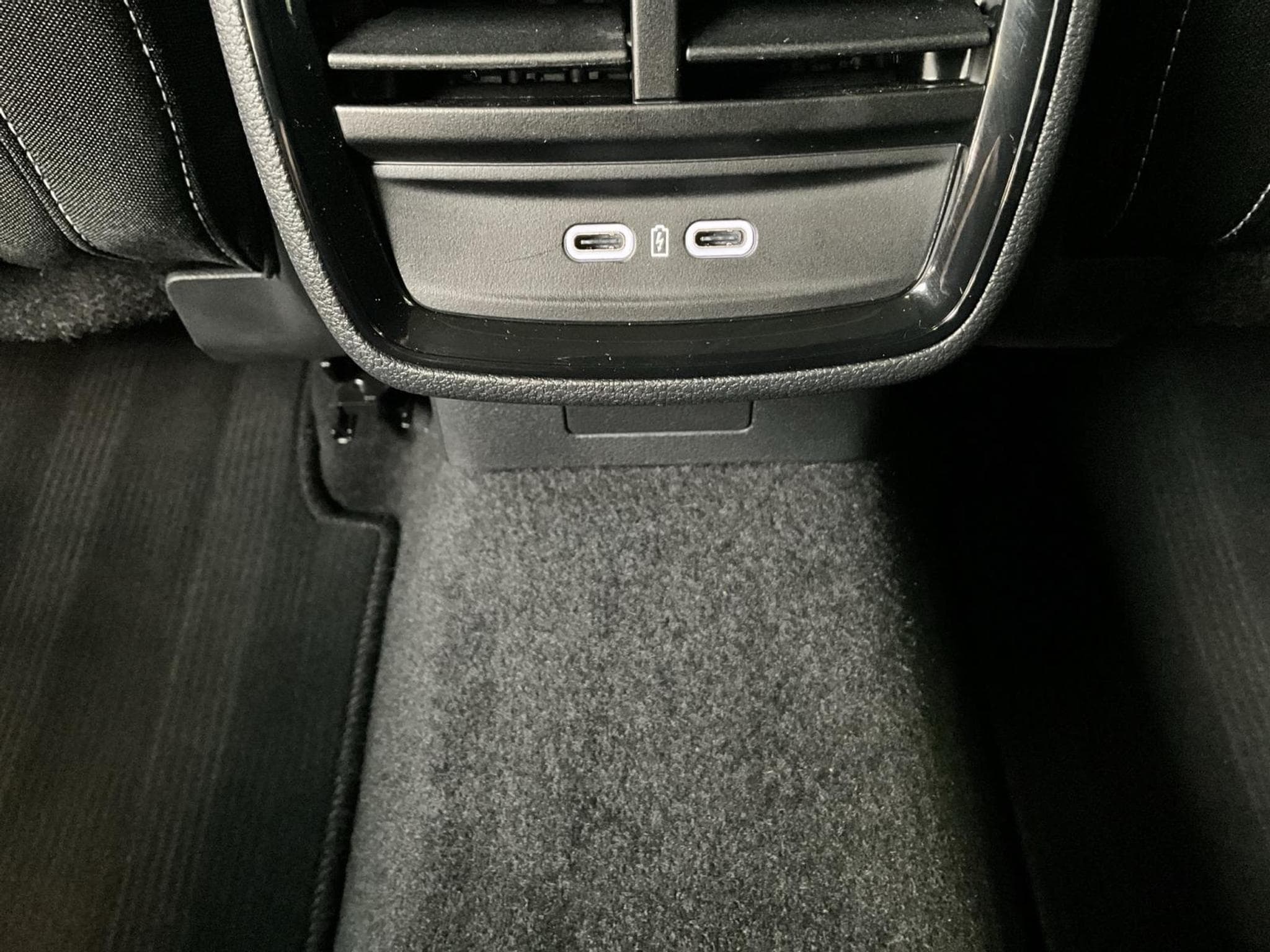 Skoda Kamiq Monte-Carlo+DSG+LED+P.Assisted+P.Park&Go (2025) - Foto 22