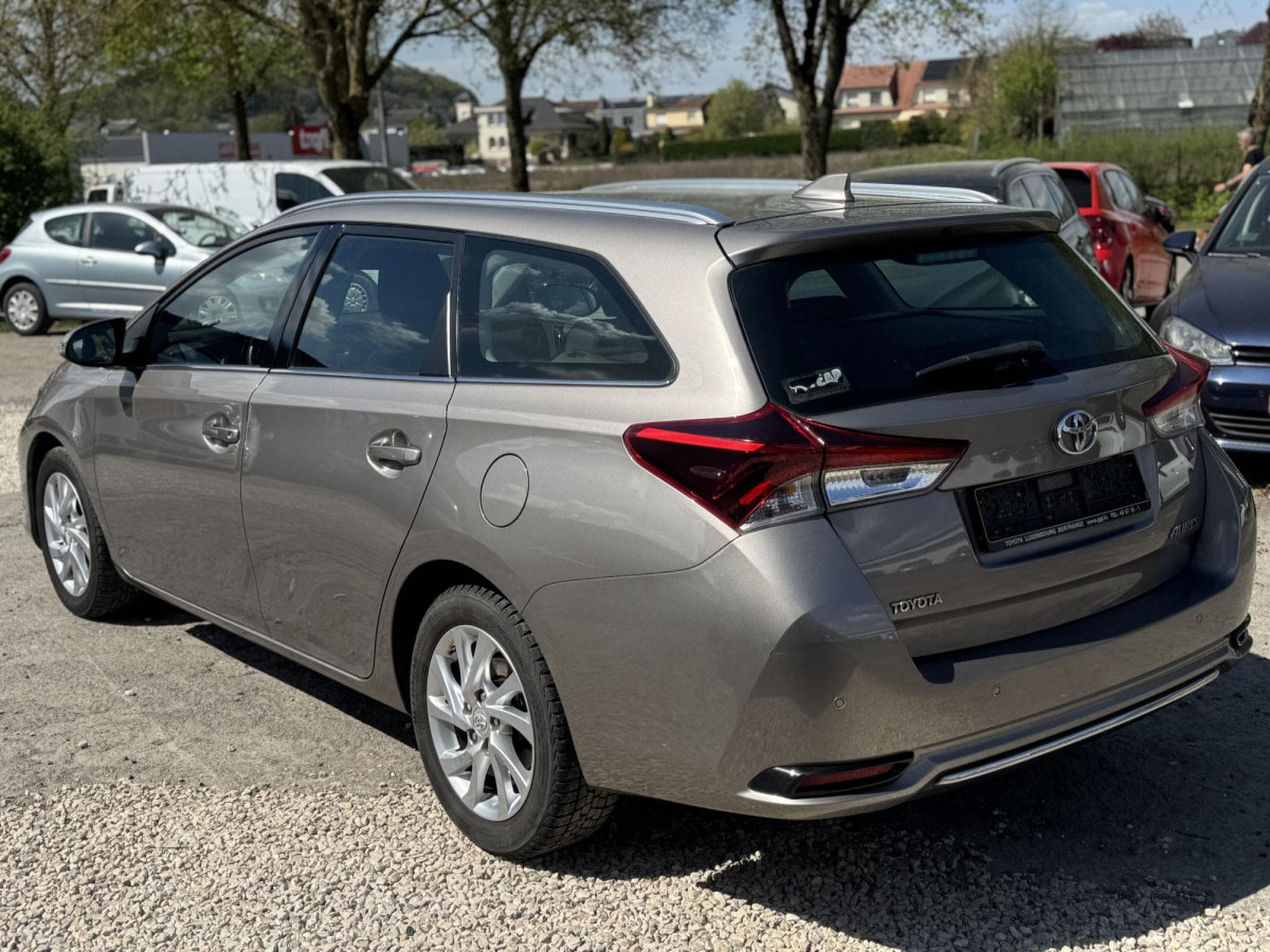 Toyota Auris 1.4 esse 1-prop, 48000km (2016) - Foto 6