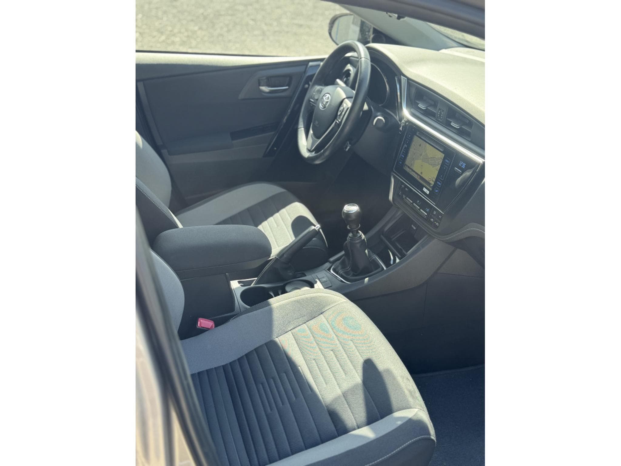 Toyota Auris 1.4 esse 1-prop, 48000km (2016) - Foto 8