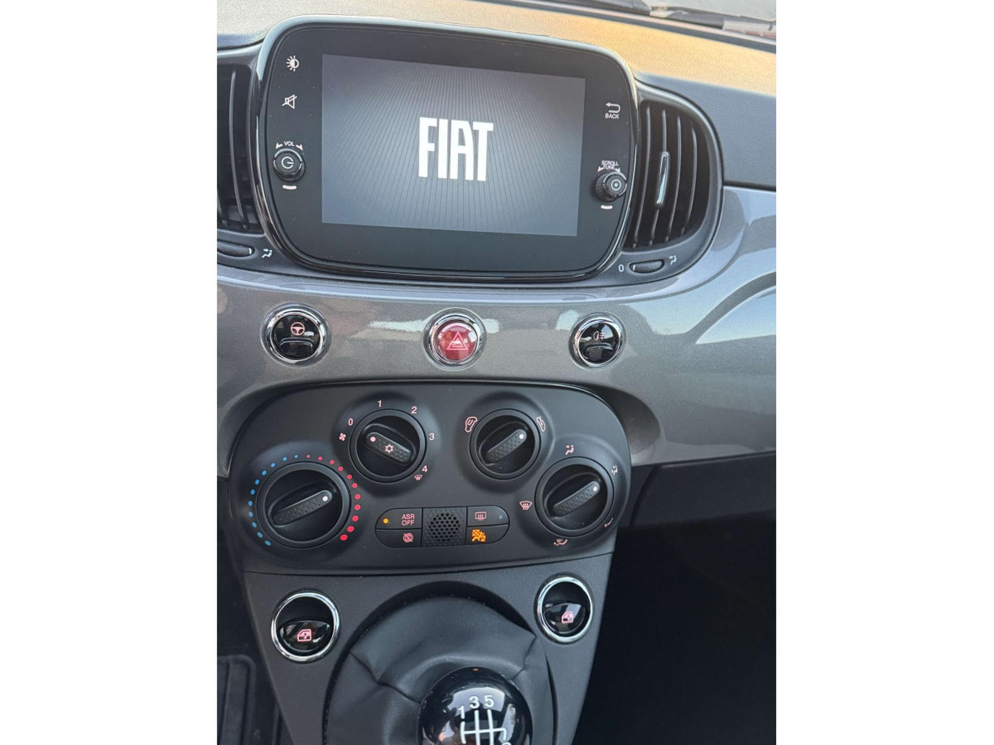 Fiat 500 1.0 GSE N3 Hybrid Dolcevita (2022) - Foto 8