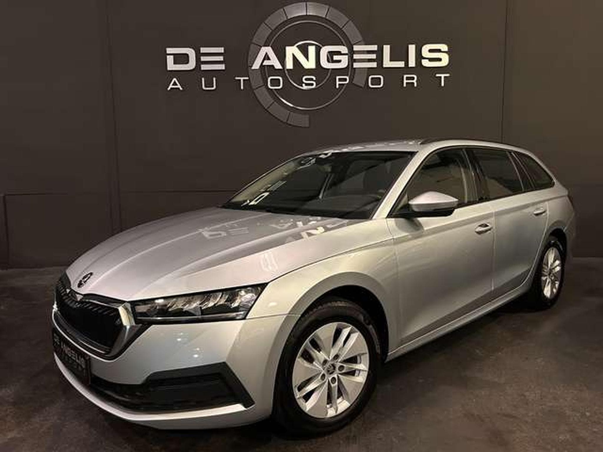 Skoda Octavia 2.0 TDI 116 DSG7 AMBITION (2023) - Photo 1
