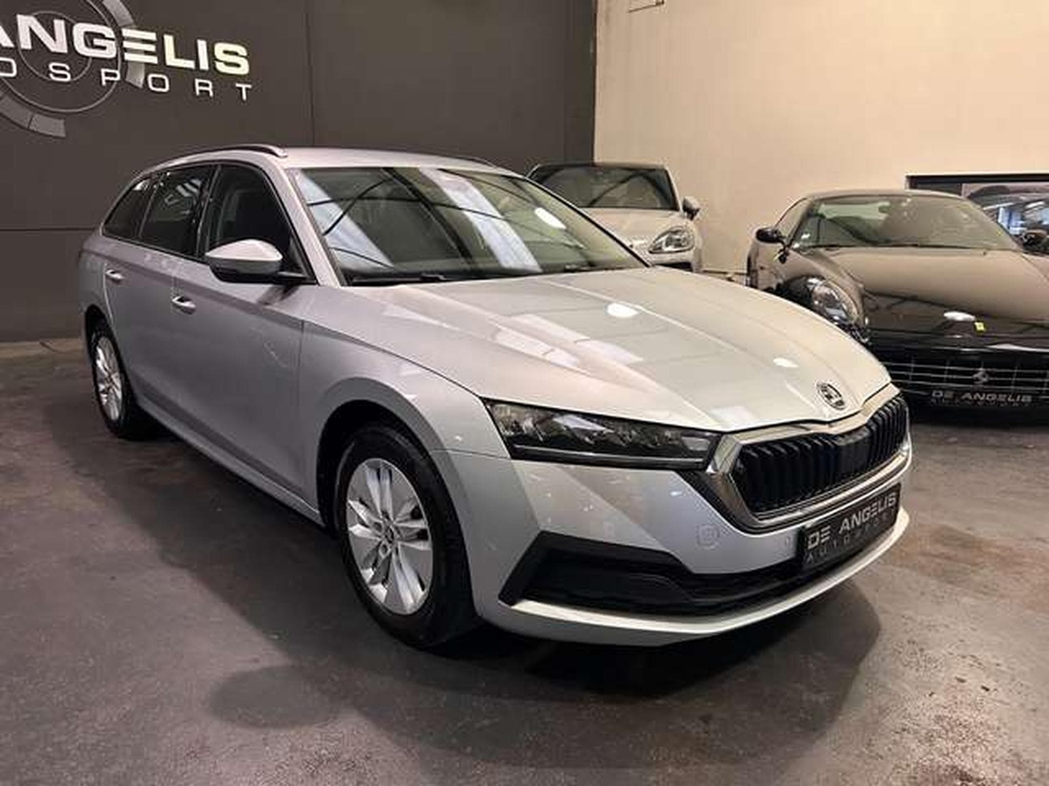 Skoda Octavia 2.0 TDI 116 DSG7 AMBITION (2023) - Photo 7