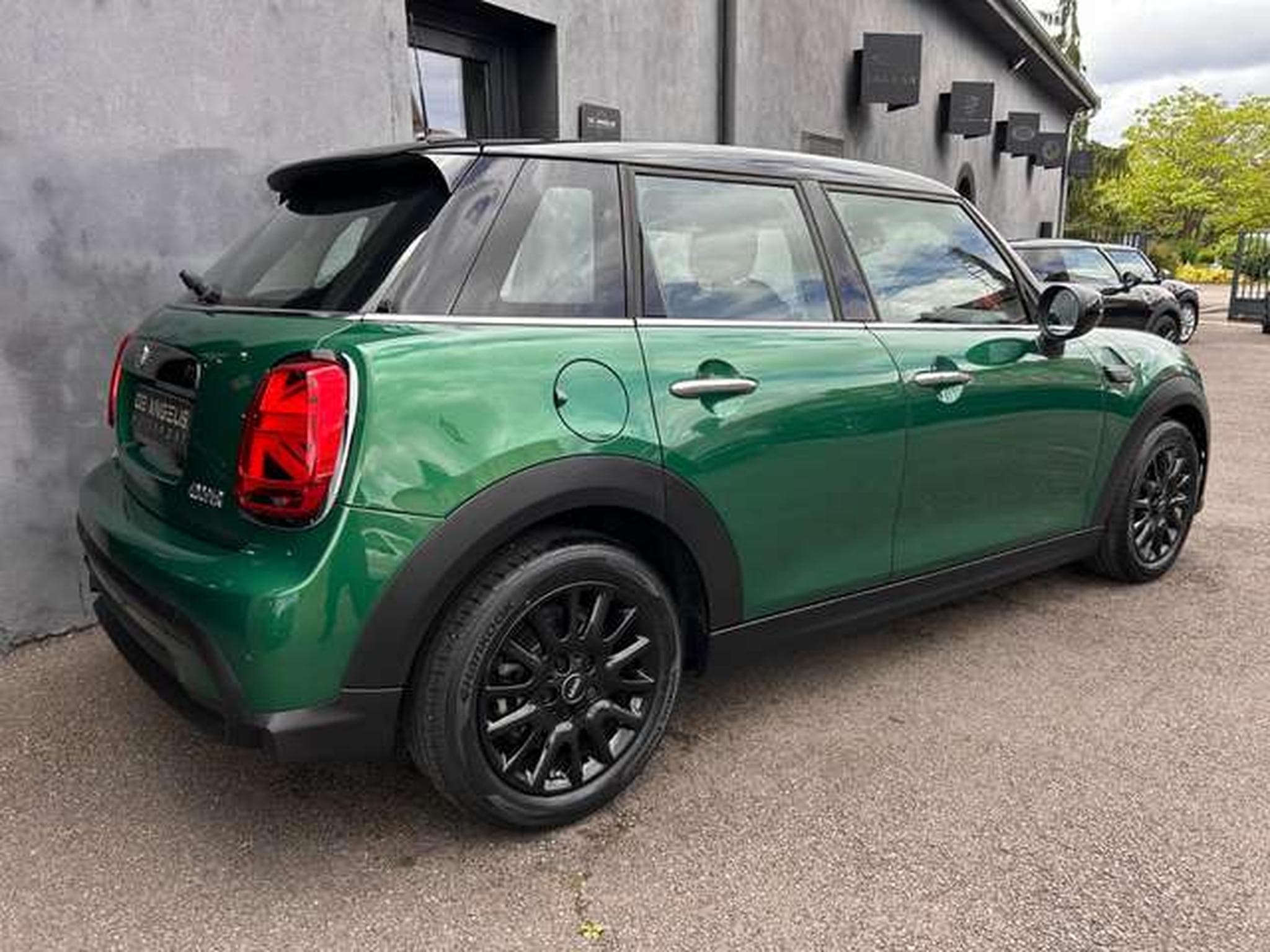 MINI Cooper 1.5 136 DKG7 EDITION PREMIUM PLUS (2023) - Photo 11