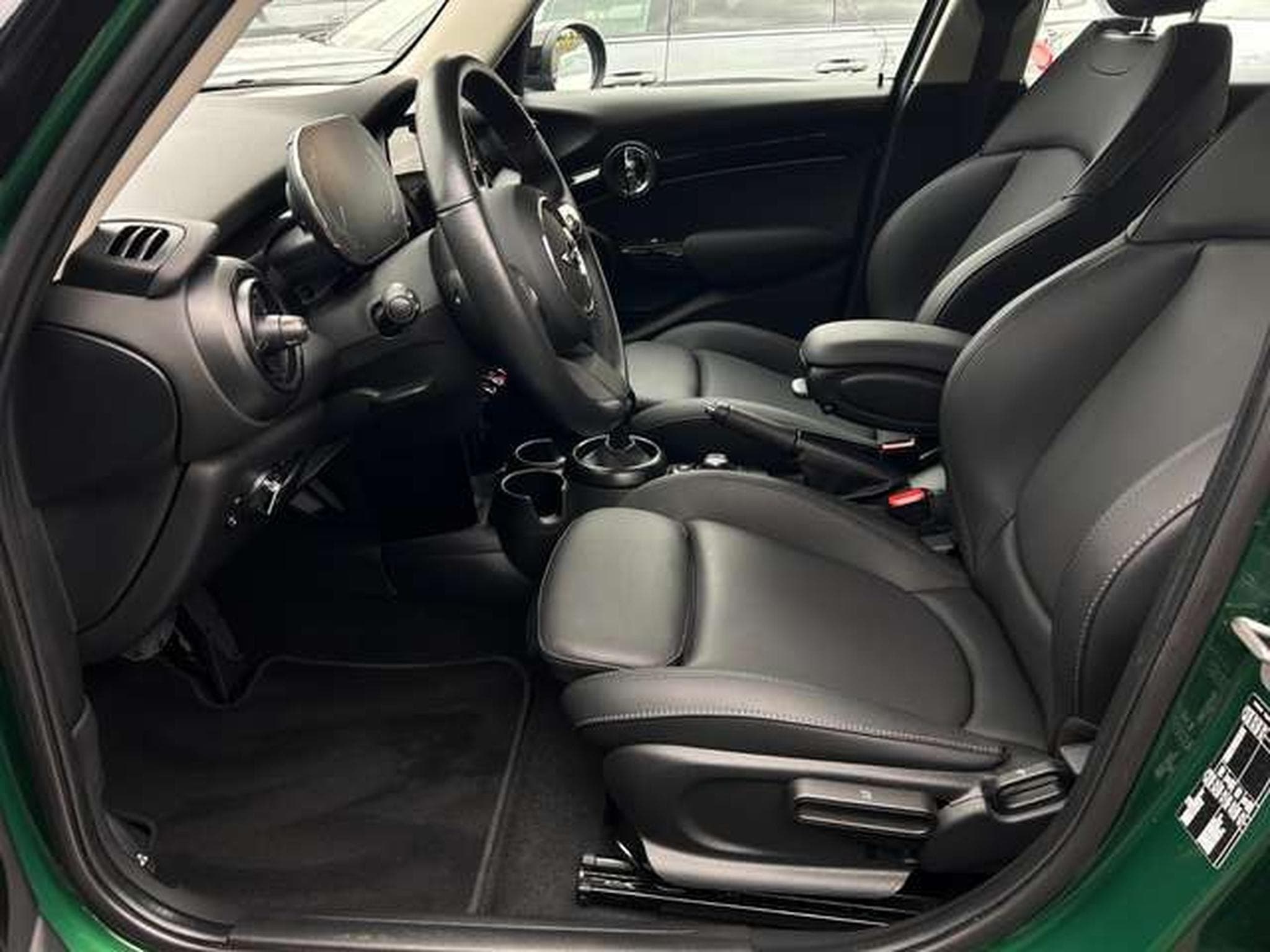 MINI Cooper 1.5 136 DKG7 EDITION PREMIUM PLUS (2023) - Photo 13