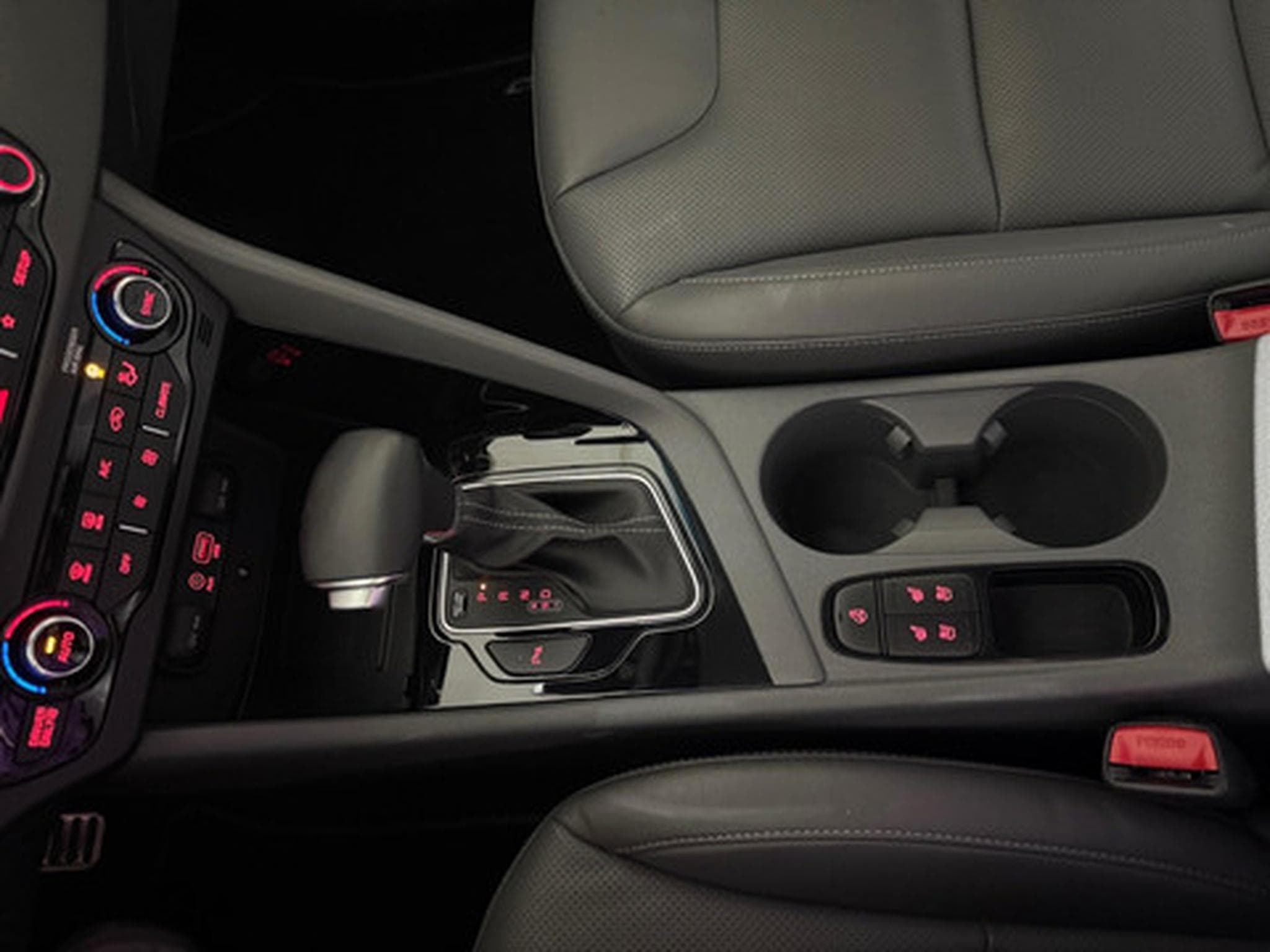 Kia Niro 1.6 e-Niro (2018) - Foto 10
